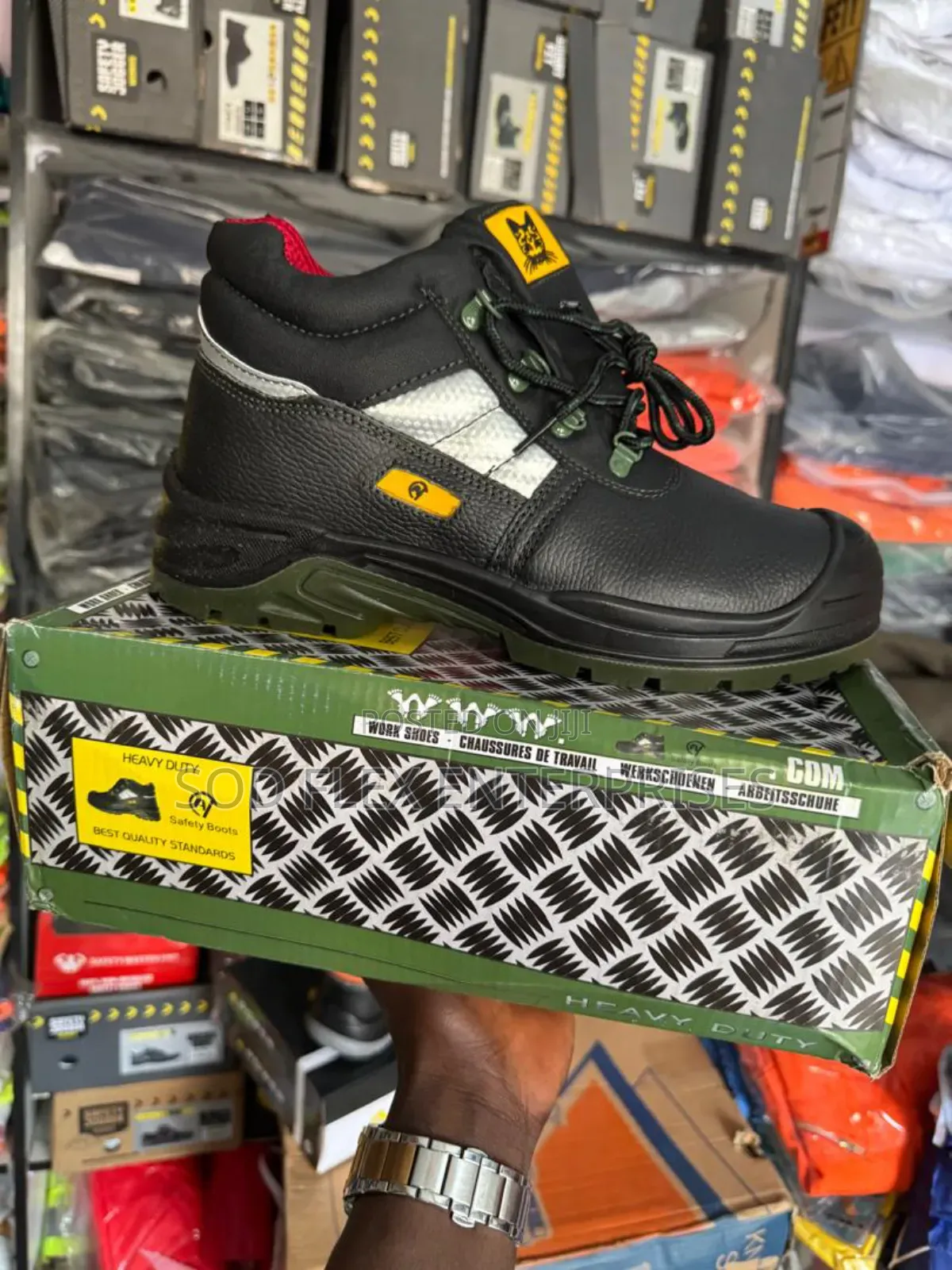 Cat Luxury, Comfortable And Durable Safety Boot/Shoe