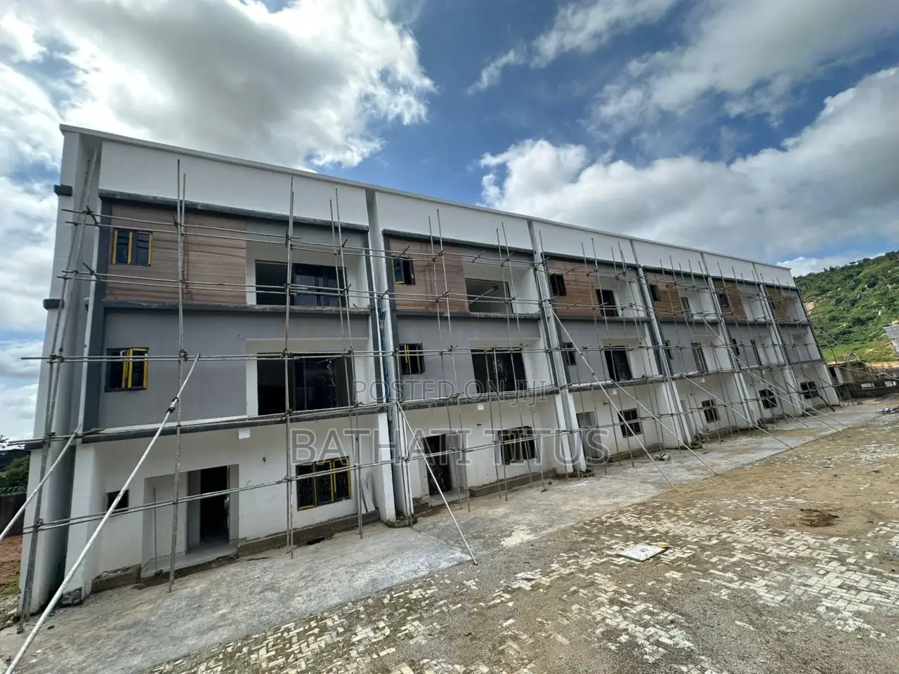 4bdrm Duplex in Plattum Estate, Katampe Extension for sale