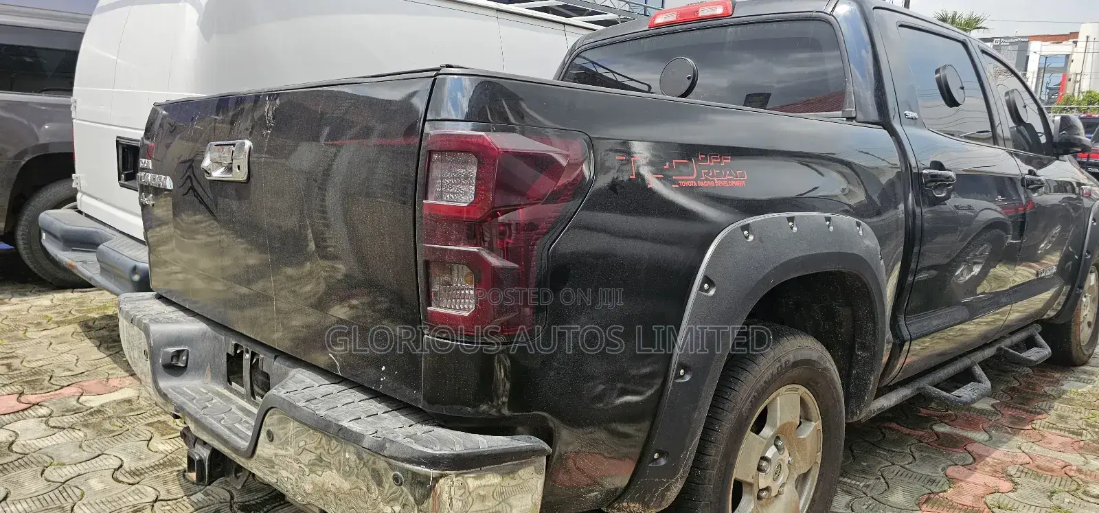 Toyota Tundra Double Cab 4x4 Long Bed 5.7L V8 FFV* 2013 Black