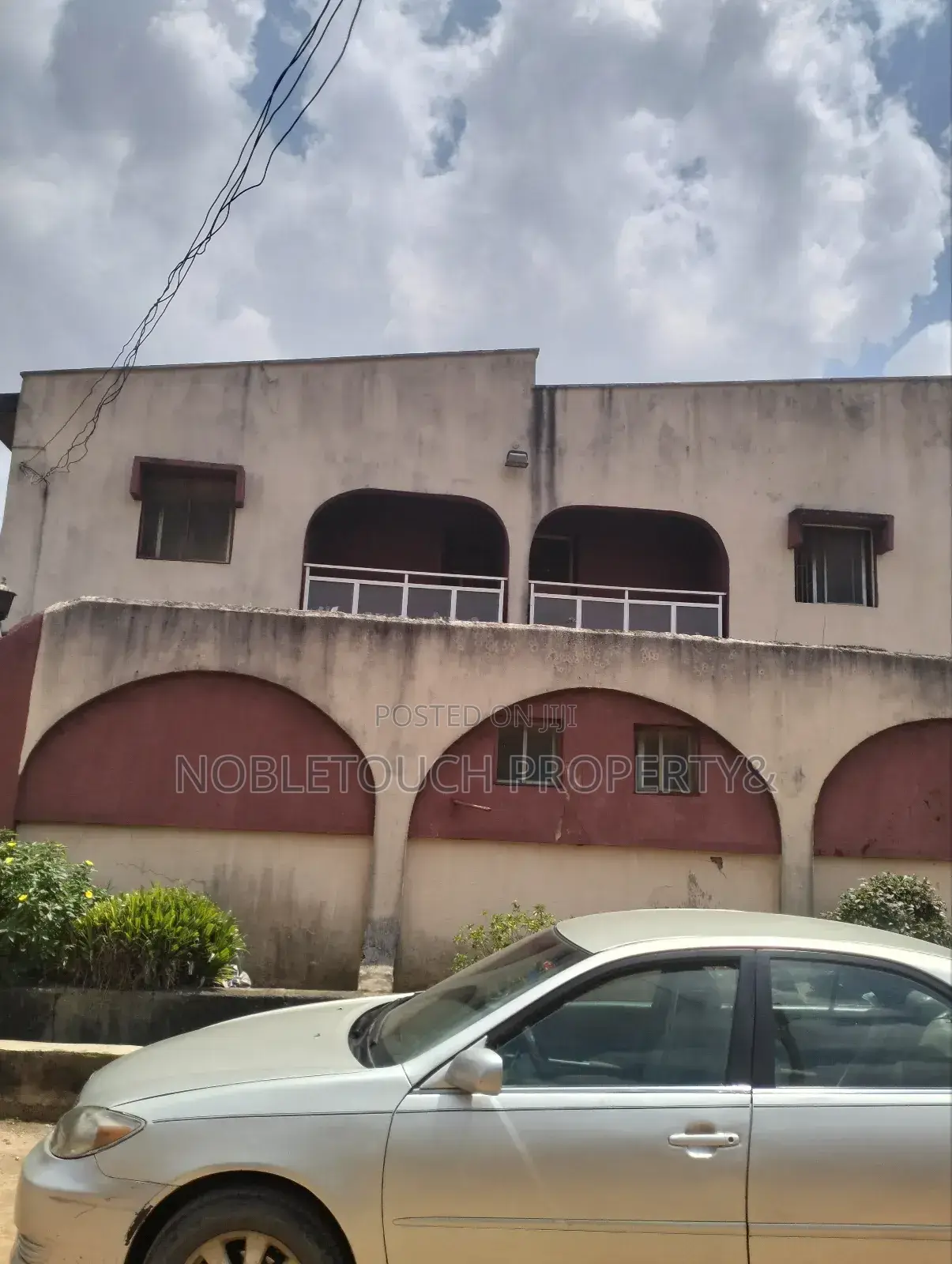 5bdrm Duplex in Ikotun Isolo Ejigbo, Oke-Afa for sale