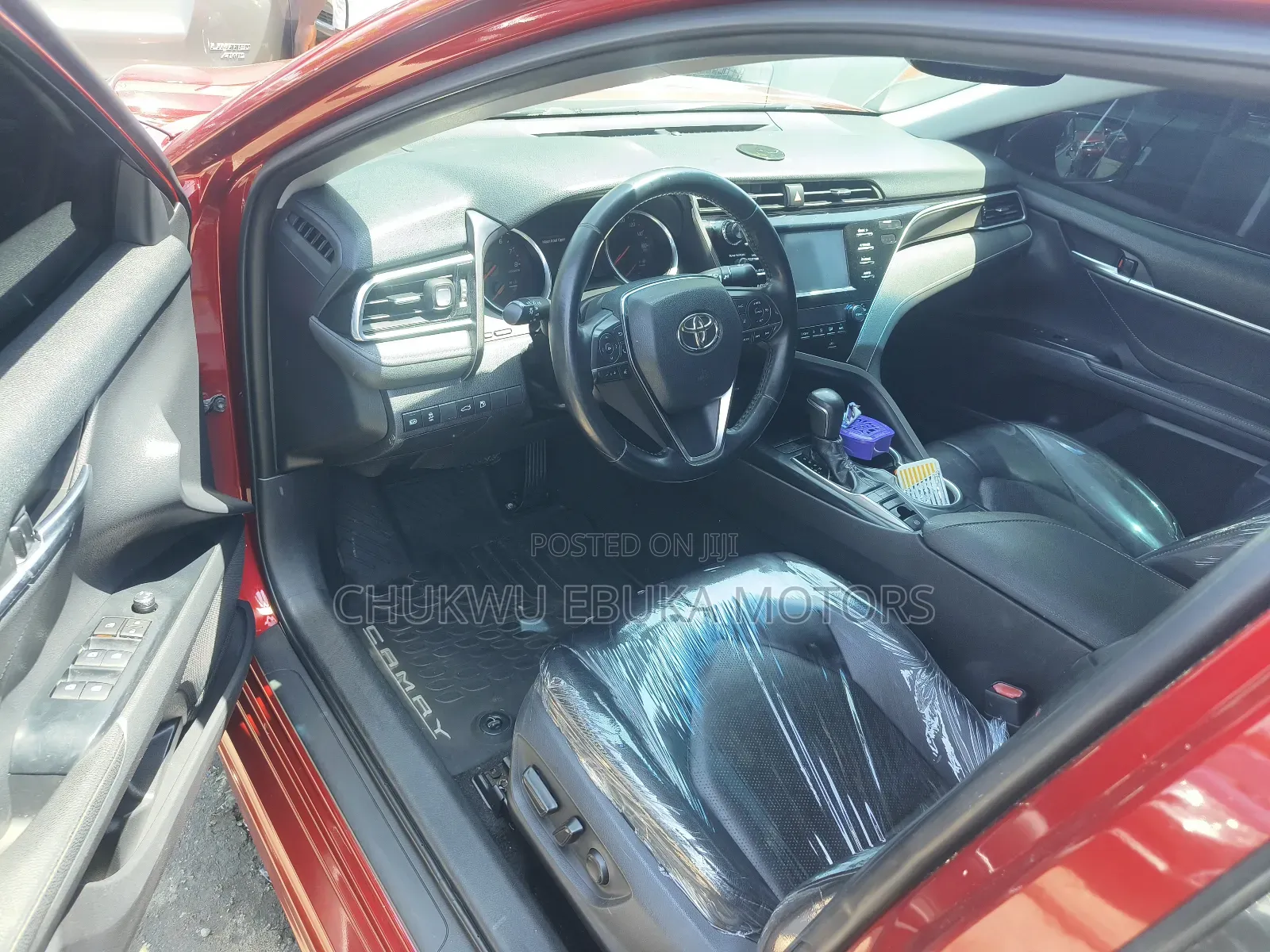Toyota Camry XSE FWD (2.5L 4cyl 8AM) 2018 Red
