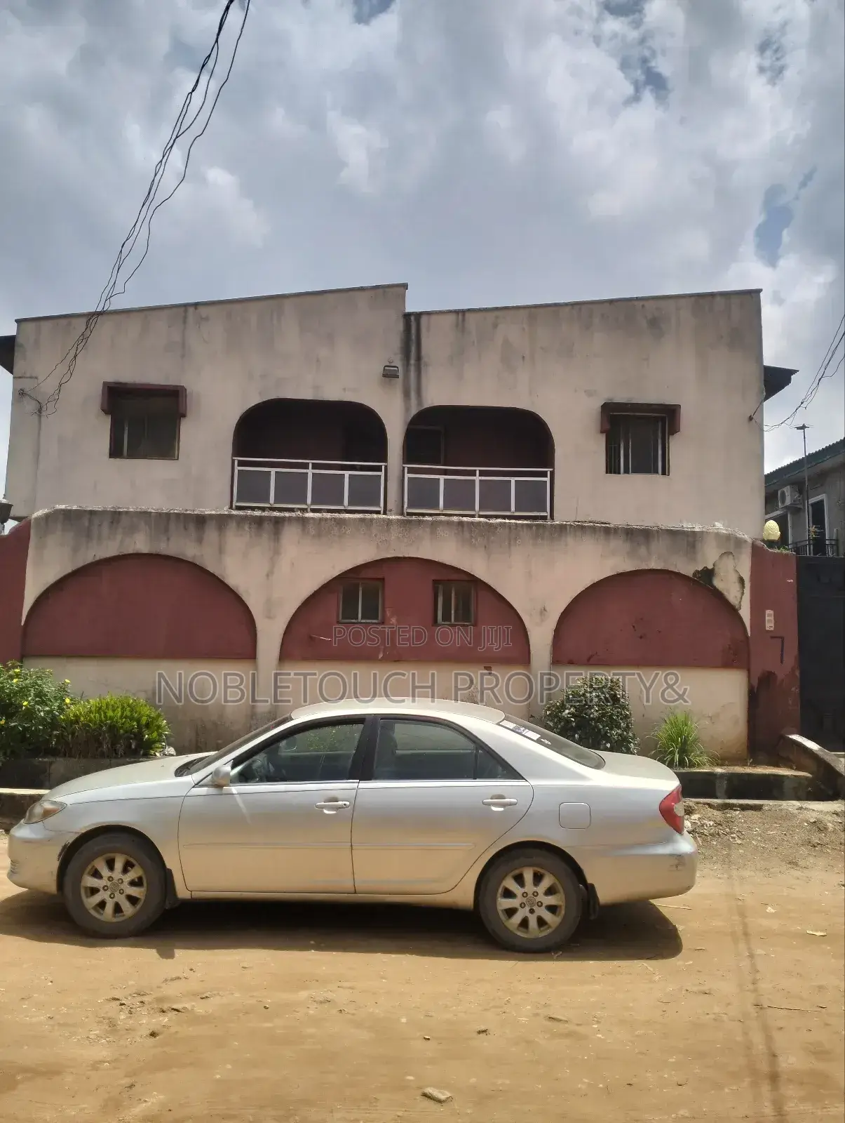5bdrm Duplex in Ikotun Isolo Ejigbo, Oke-Afa for sale