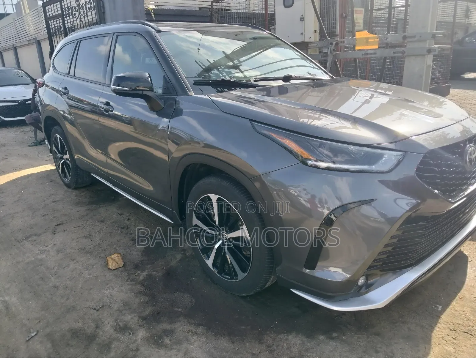 Toyota Highlander XSE 2021 Gray