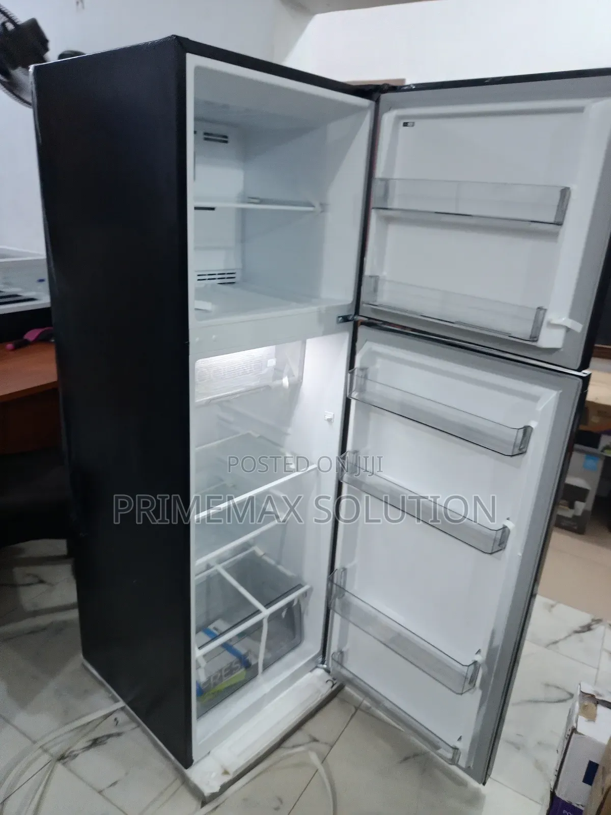 The Midea 266l Double Door Fridge Is a Smart Buy