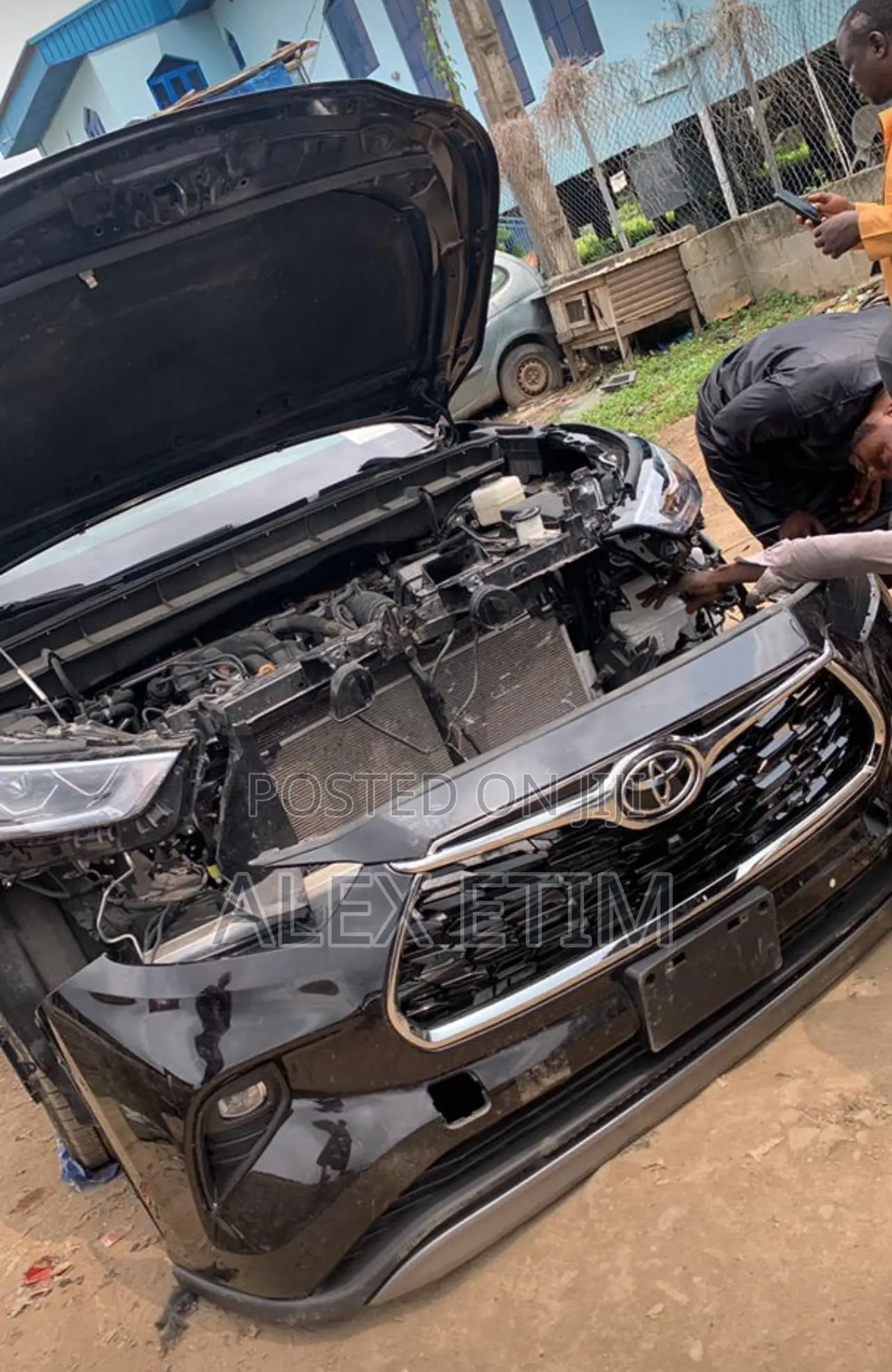 Complete Bumper and Fullight Highlander 2020 Available as Seen