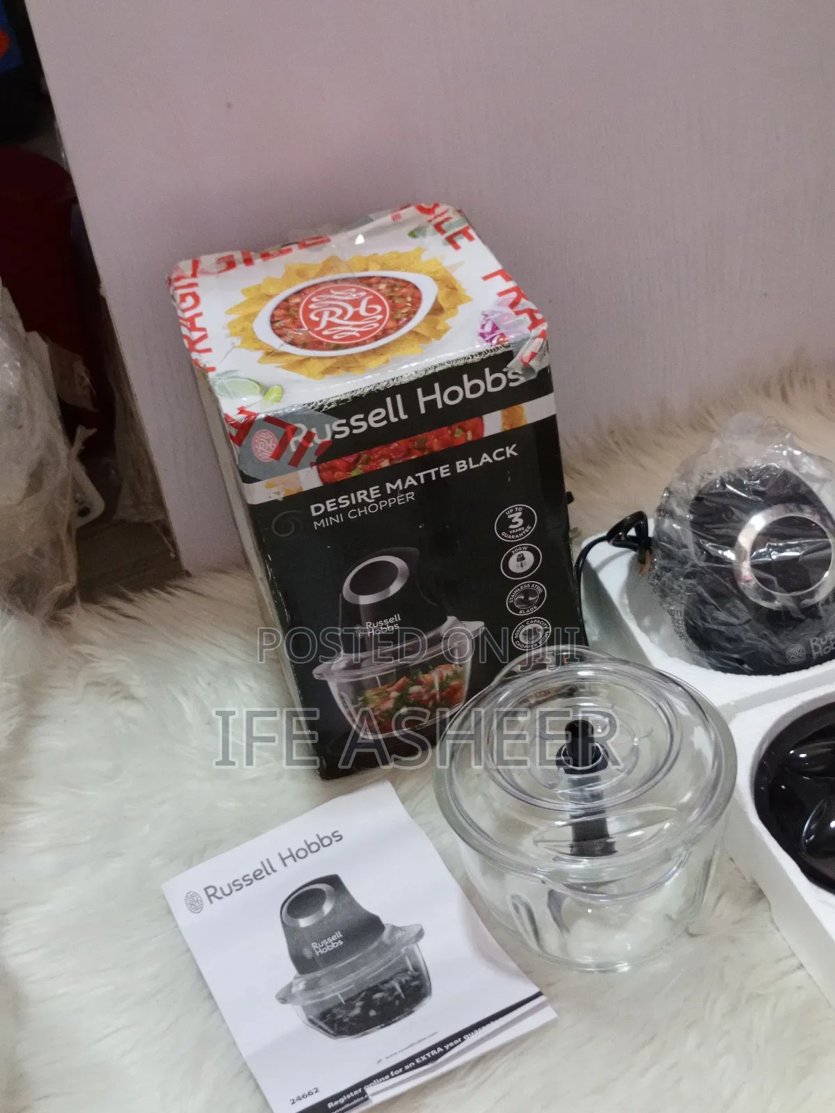 Fairly Used Russell Hobbs Desire Mini Chopper -a Little Cracked Cover