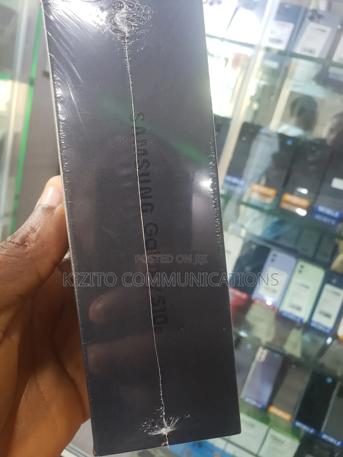 New Samsung Galaxy S10e 128 GB Green