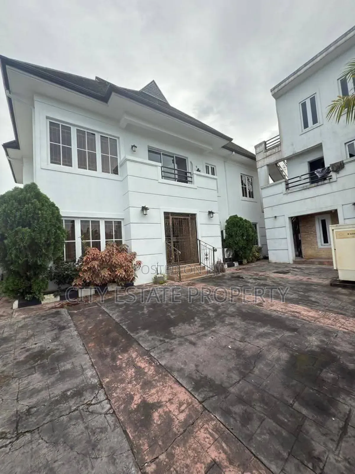 4bdrm Duplex in Port-Harcourt for sale