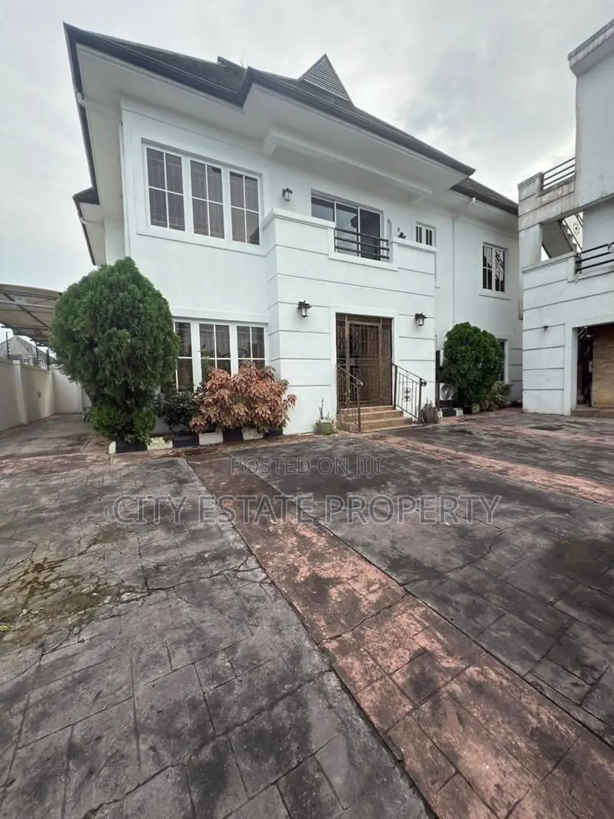 4bdrm Duplex in Port-Harcourt for sale
