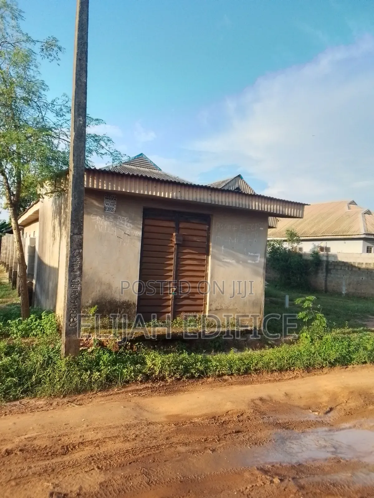 4bdrm Block of Flats in Parkview, Ijede / Ikorodu for sale