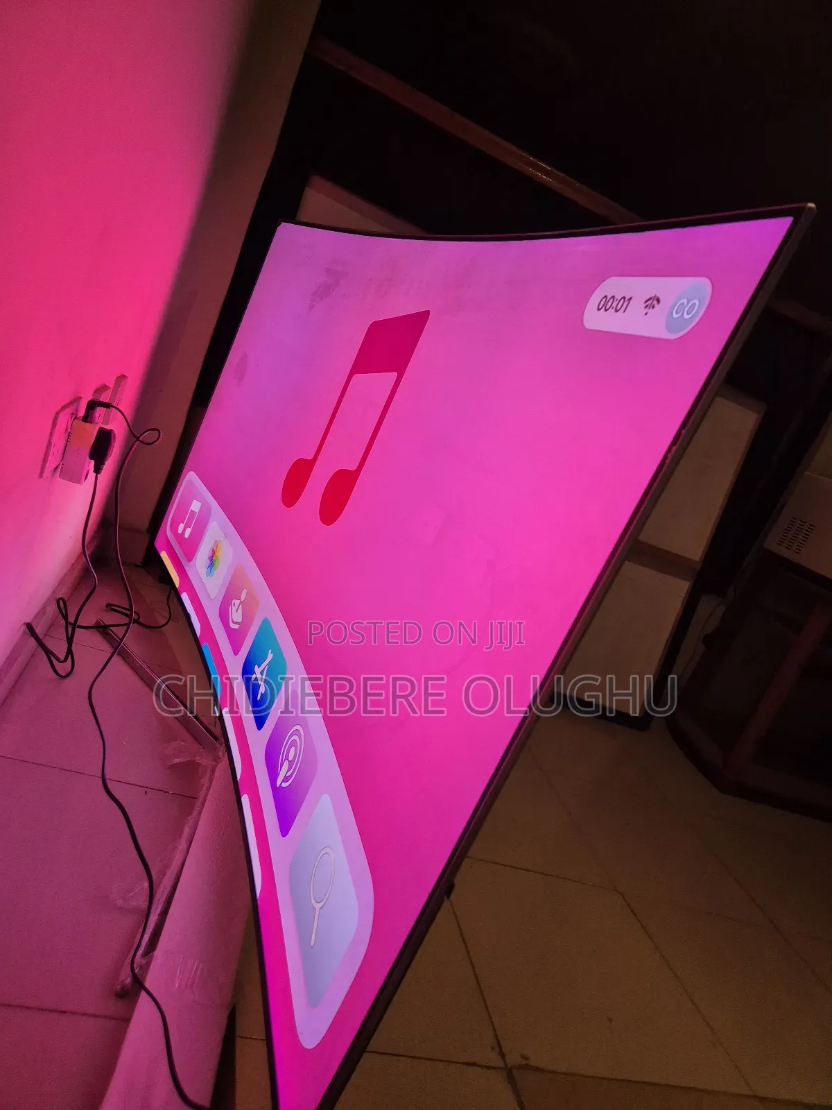 65inches Smart Curved Samsung TV Qled