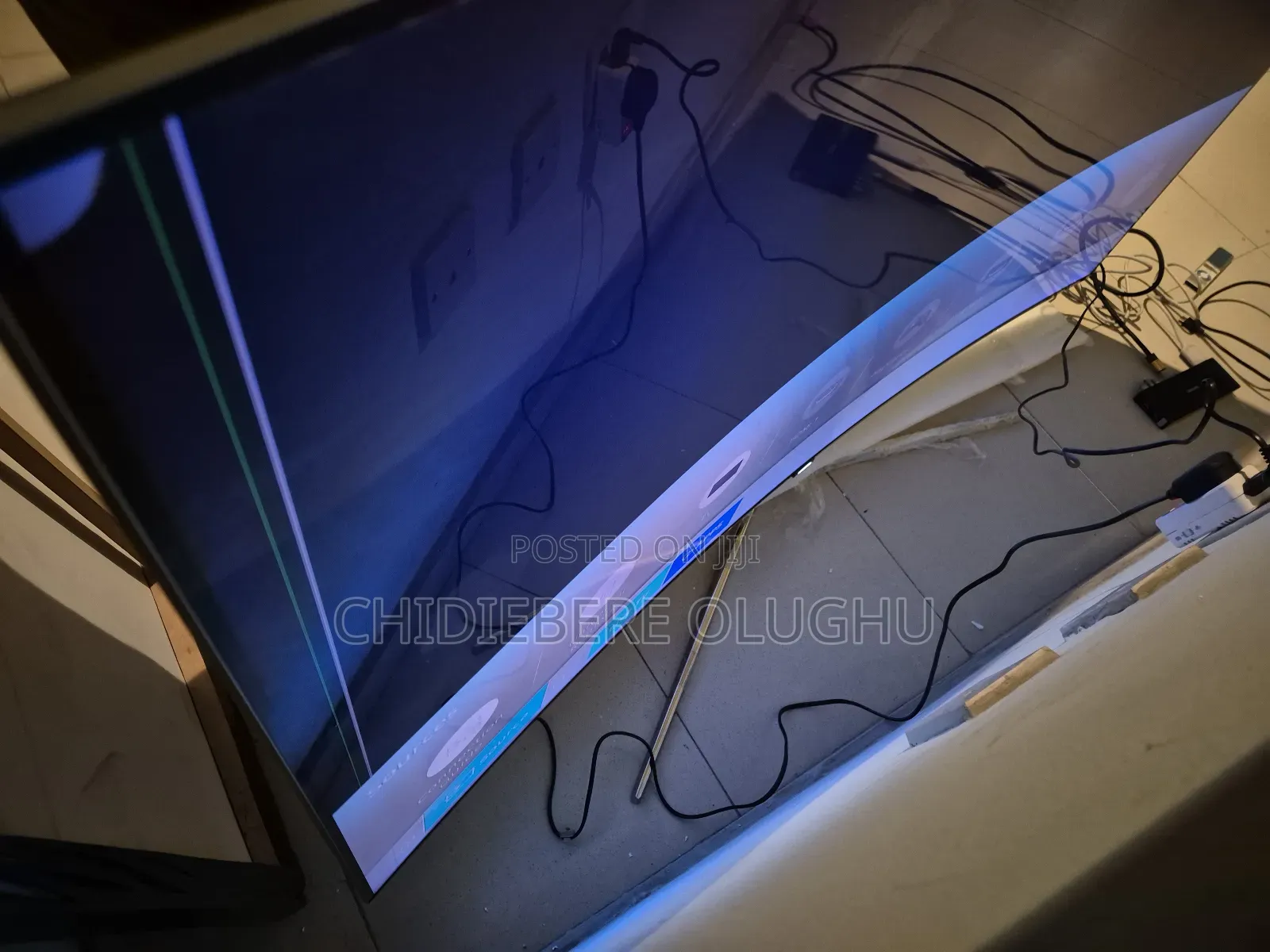 65inches Smart Curved Samsung TV Qled