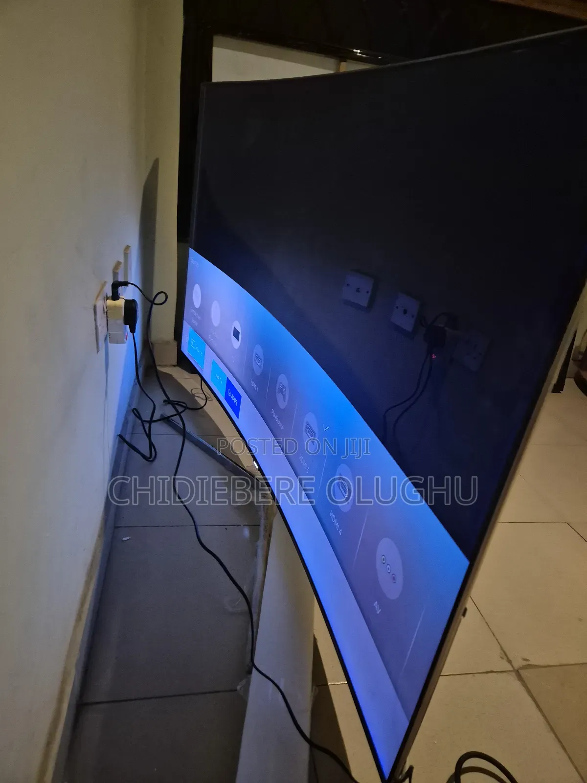 65inches Smart Curved Samsung TV Qled