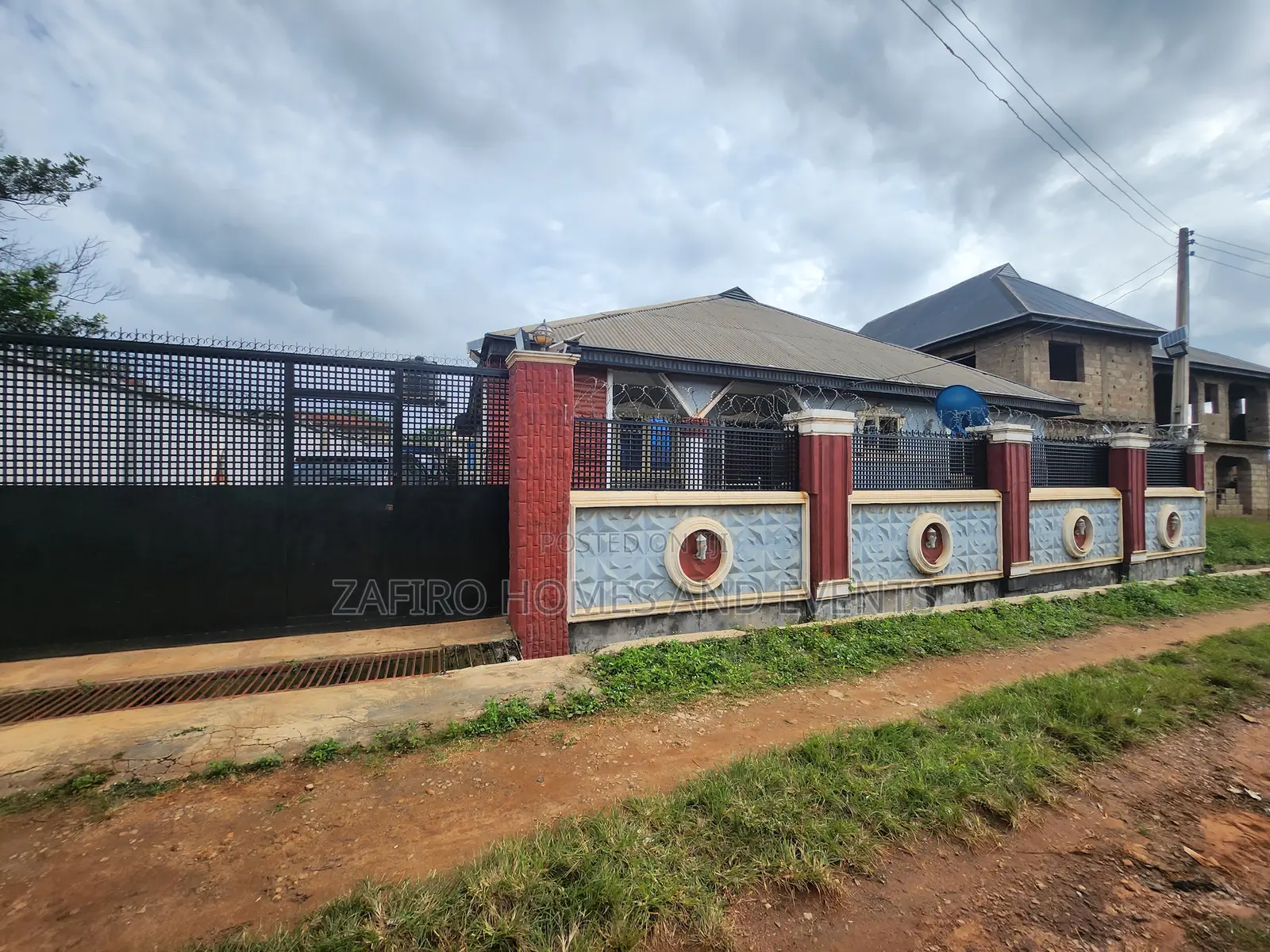 3bdrm Bungalow in Owode Estate, Apata for sale