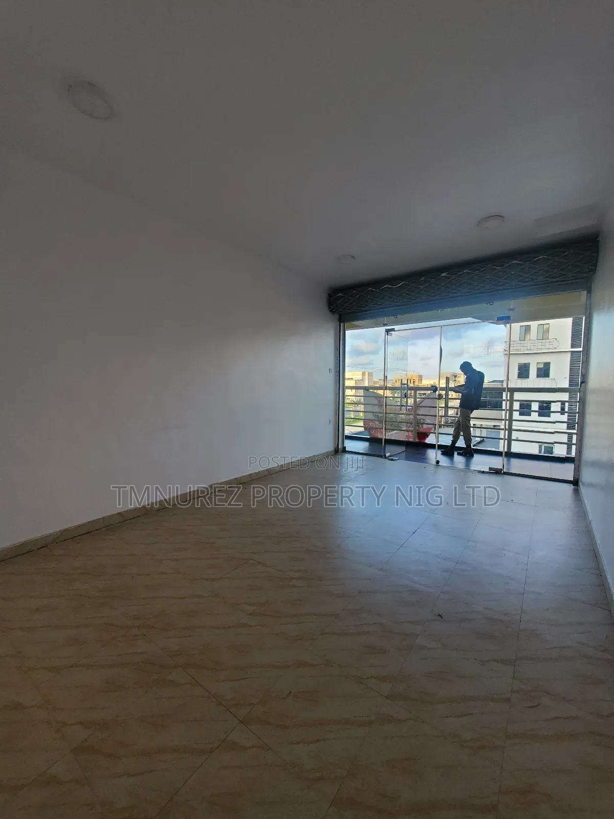 Shop Space for Rent at Orchid Road