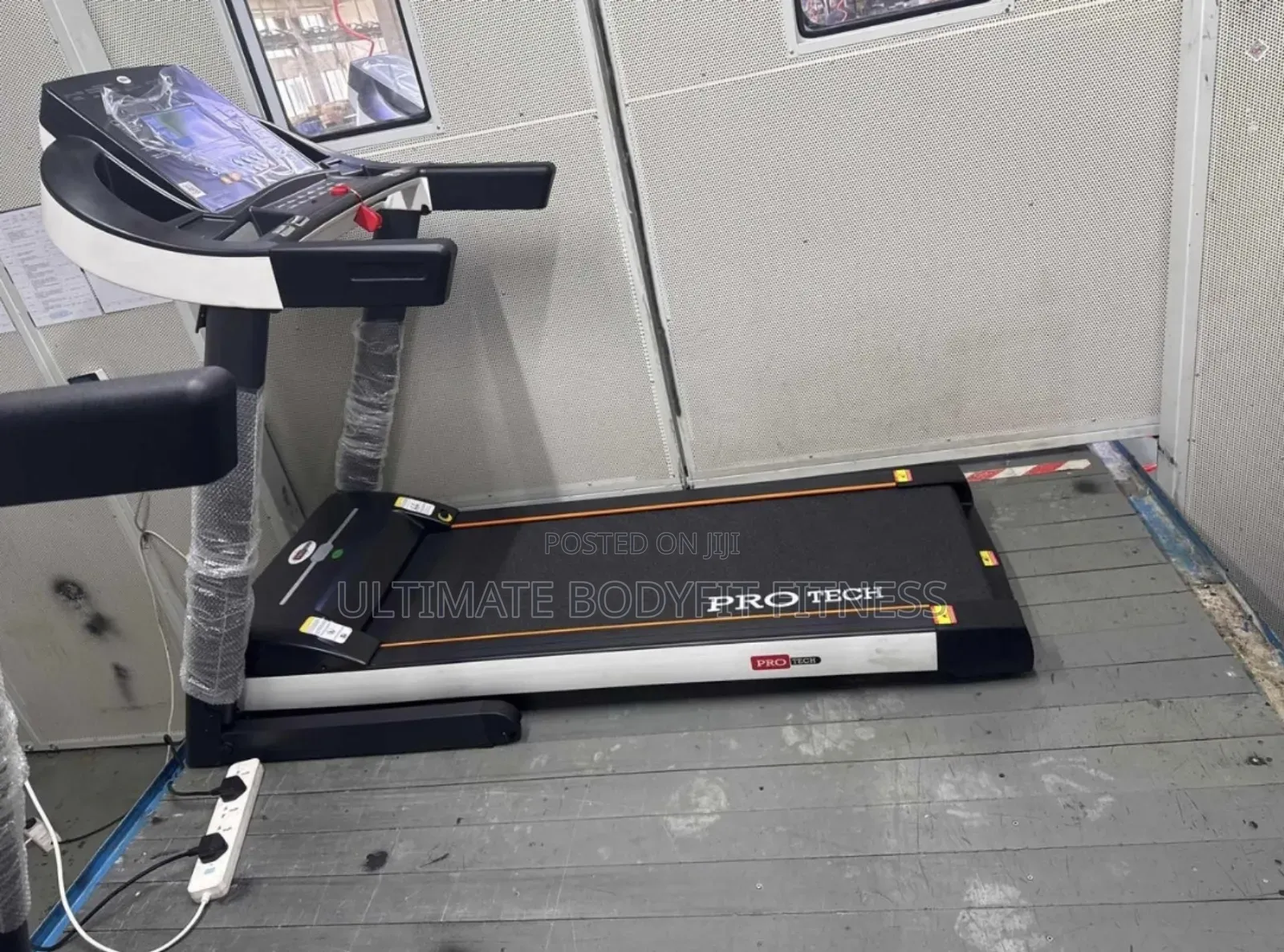 Brand New 3.0hp Pro Tech Semi Commercial Treadmill