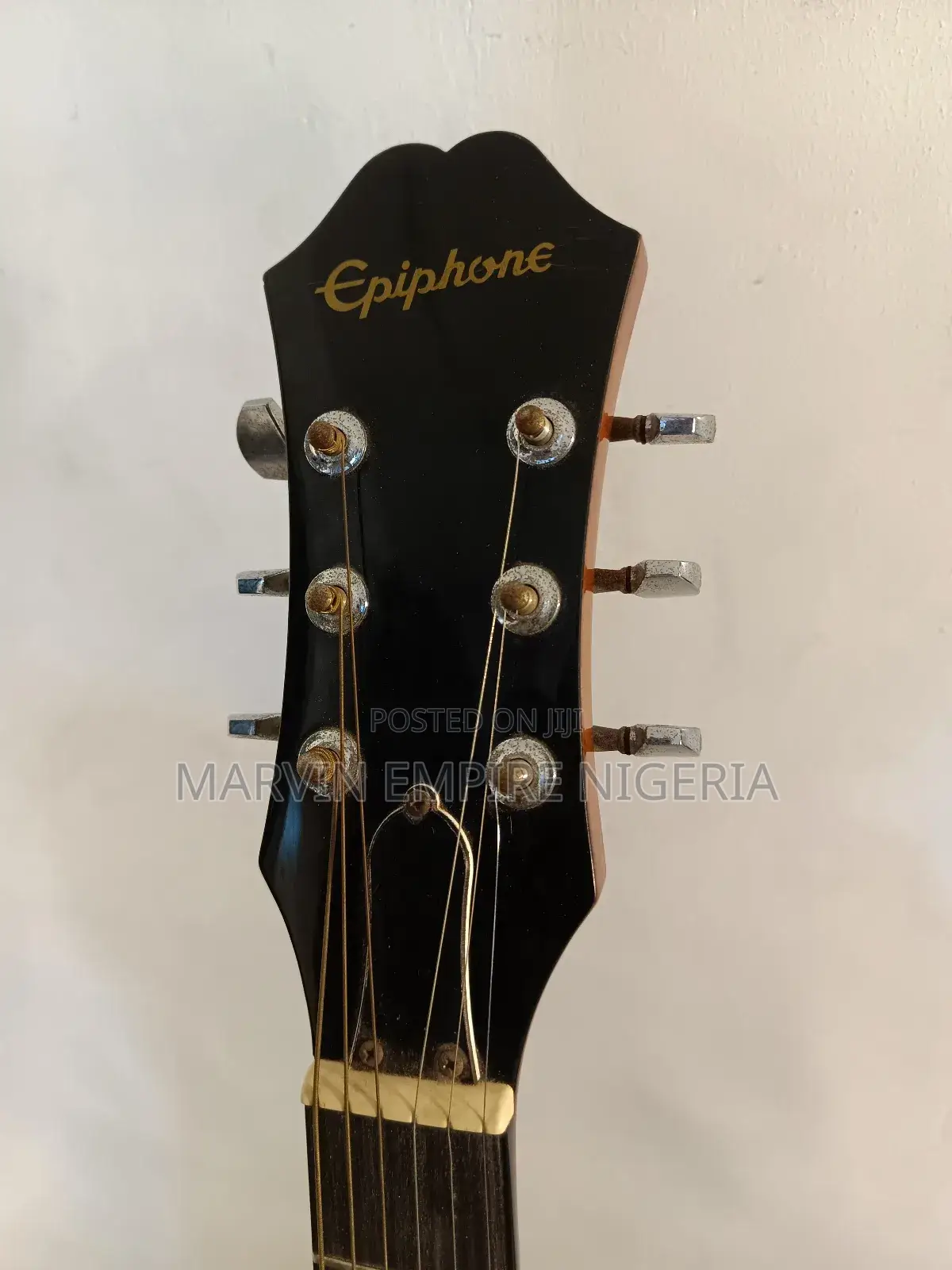 Epiphone Professional Acoustic Guitar 42 Inches for Rent