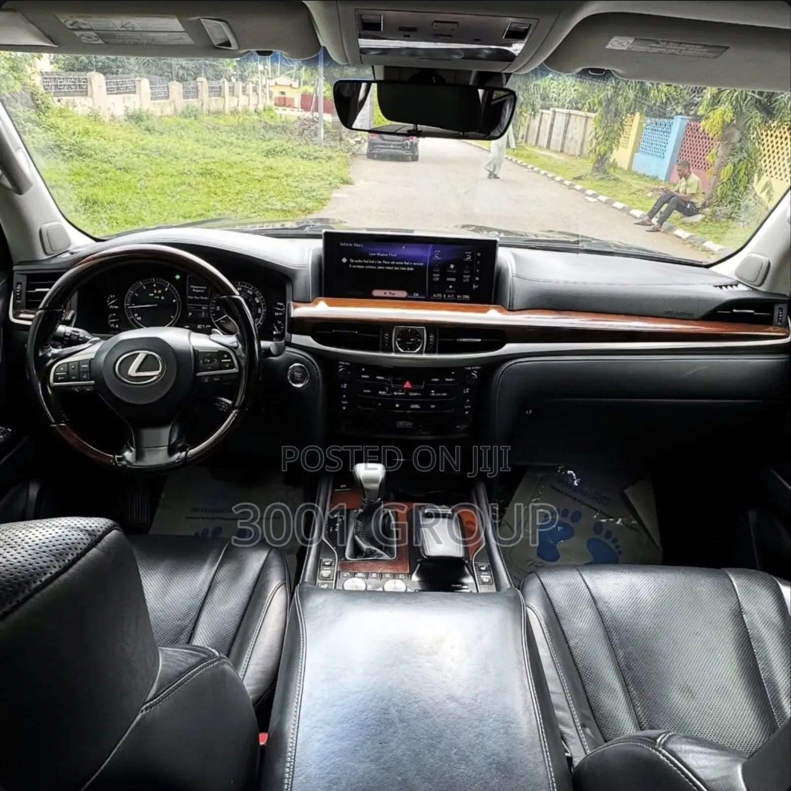 Lexus LX 570 (5 seats) AWD 2018 Black