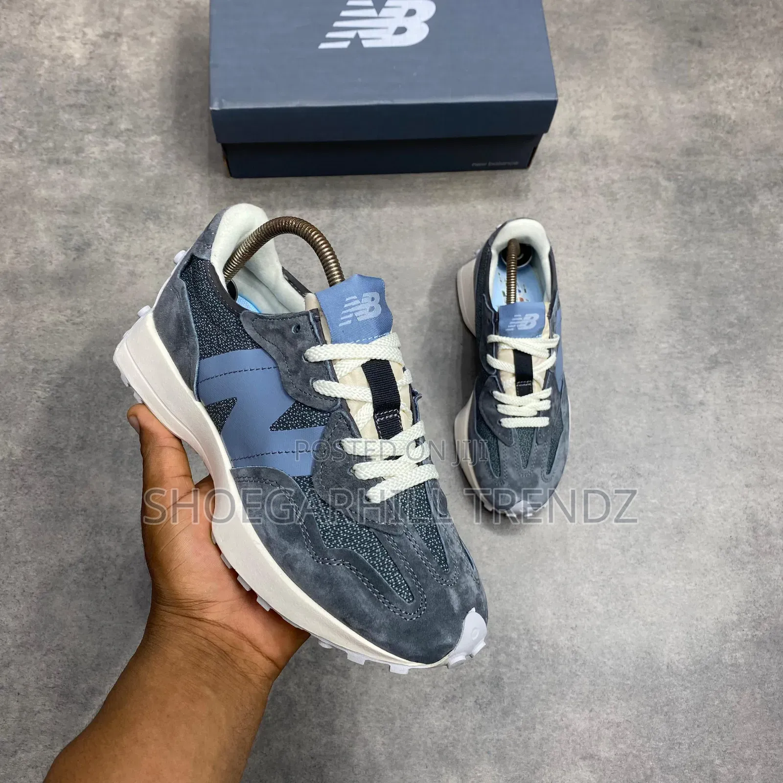 New Balance 327 Sneakers Available in 2 Colours