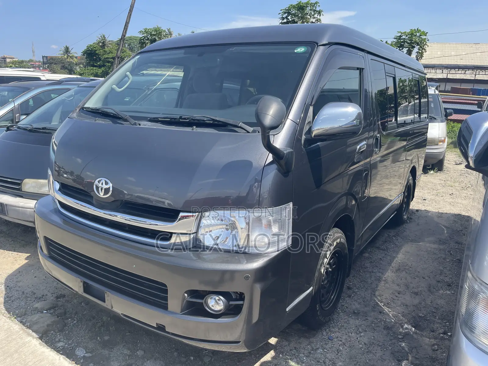Toyota HiAce 2017 Grey