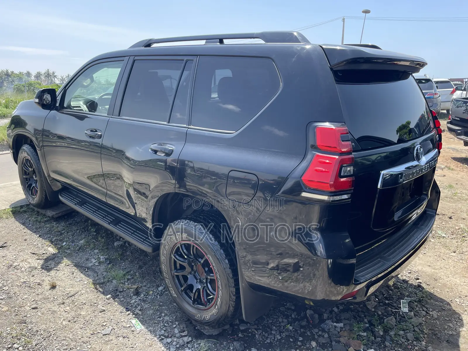 Toyota Land Cruiser Prado 2023 Black