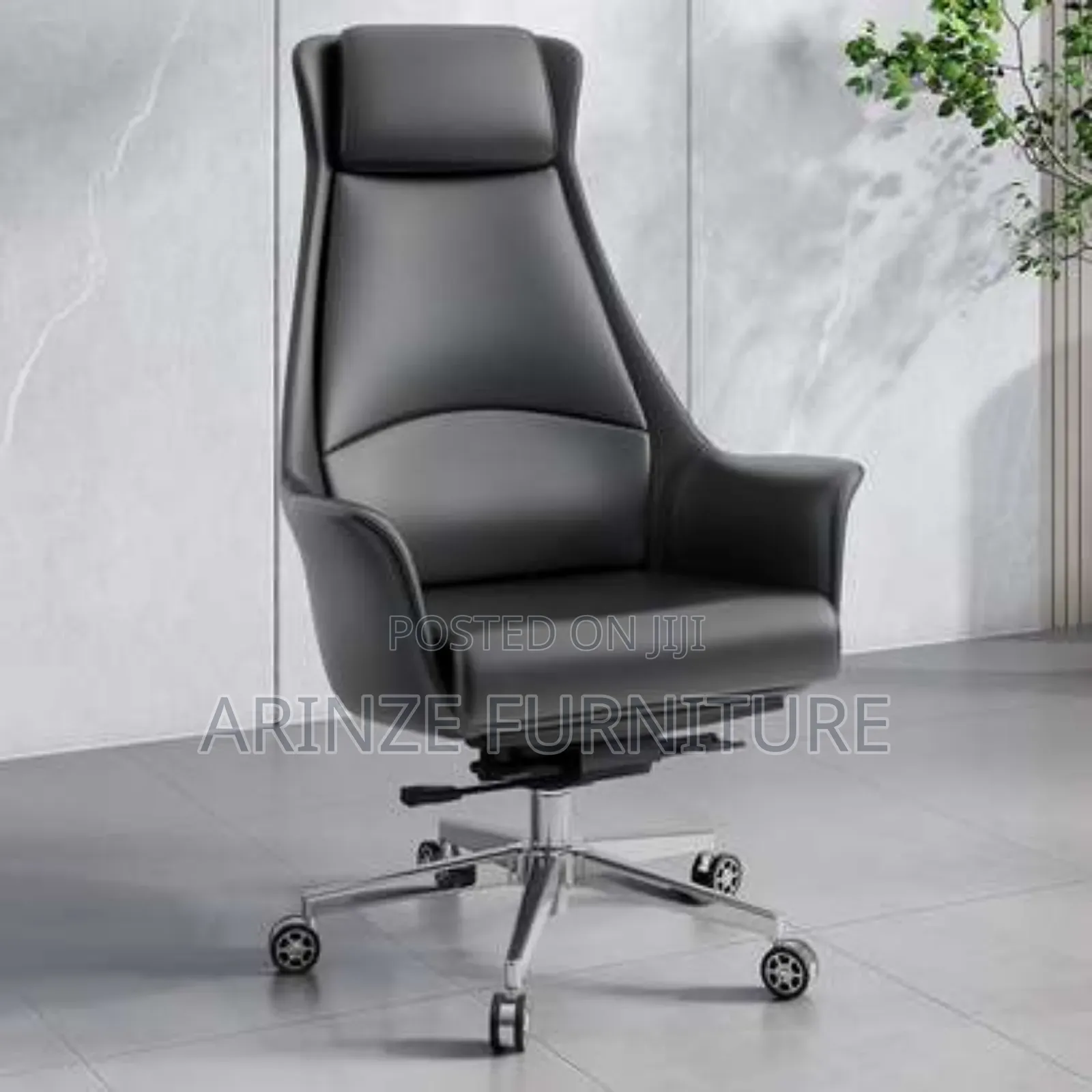 Strong Executive Chair