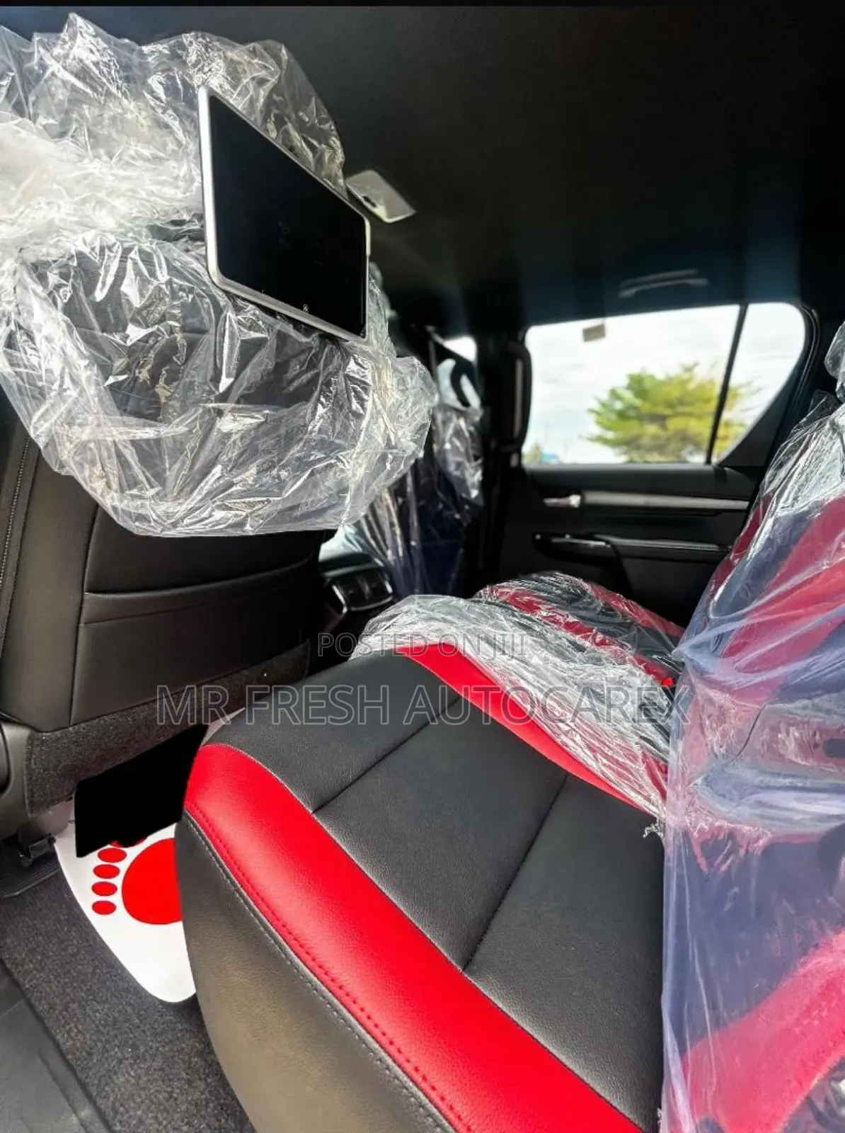 New Toyota Hilux 2025 White