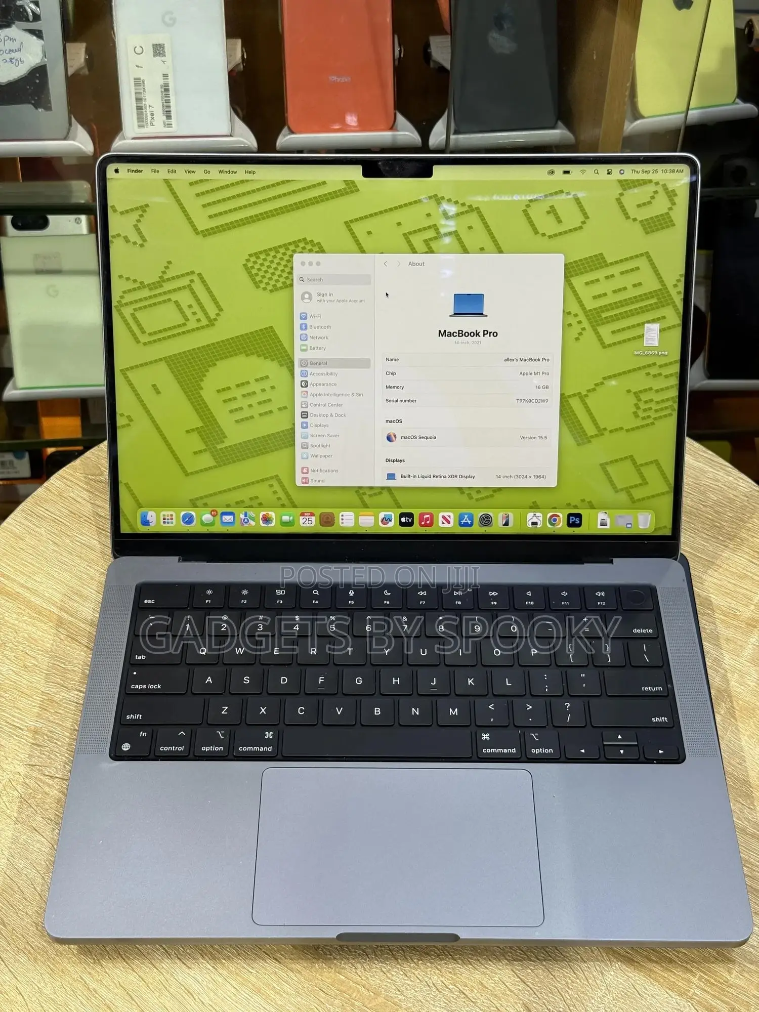 Laptop Apple MacBook Pro 2021 M1 16GB Apple M1 Pro SSD 512GB