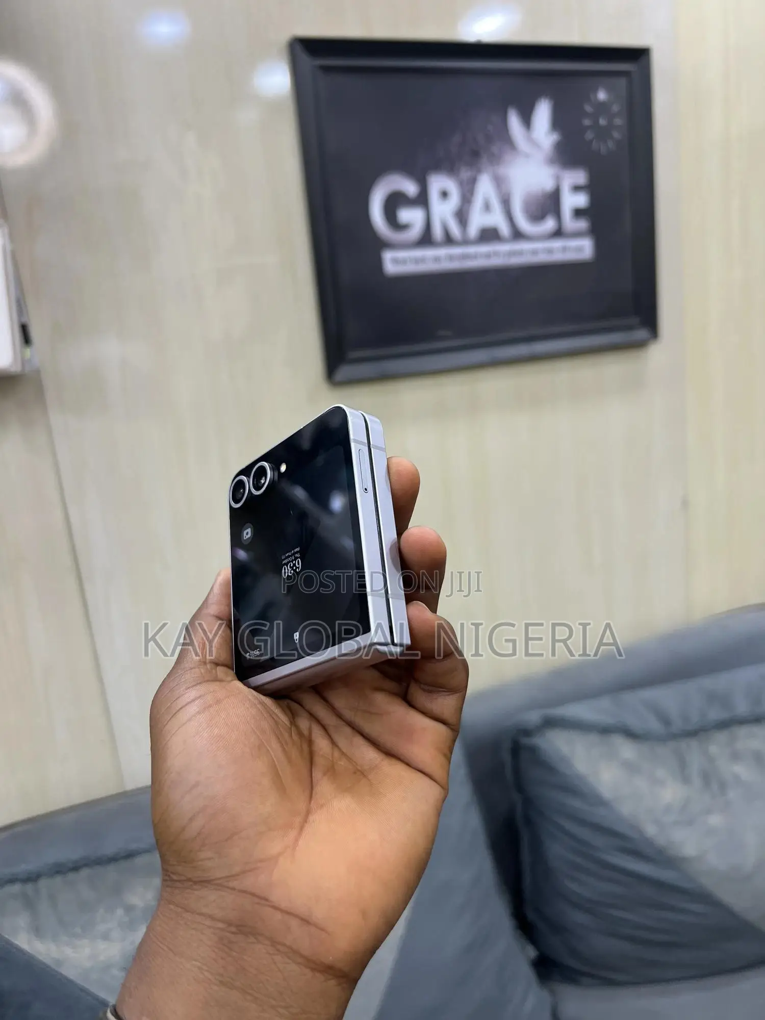 Samsung Galaxy Z Flip6 256 GB Silver