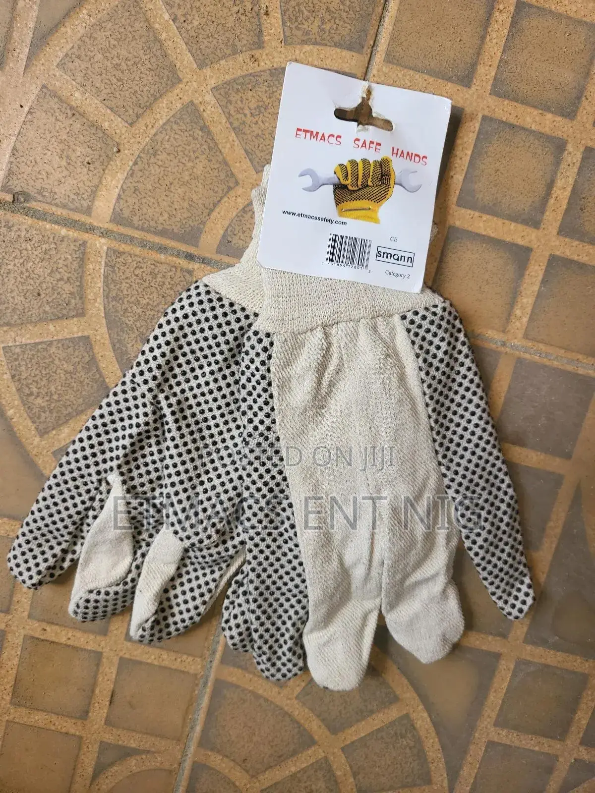 Dotted Handglove