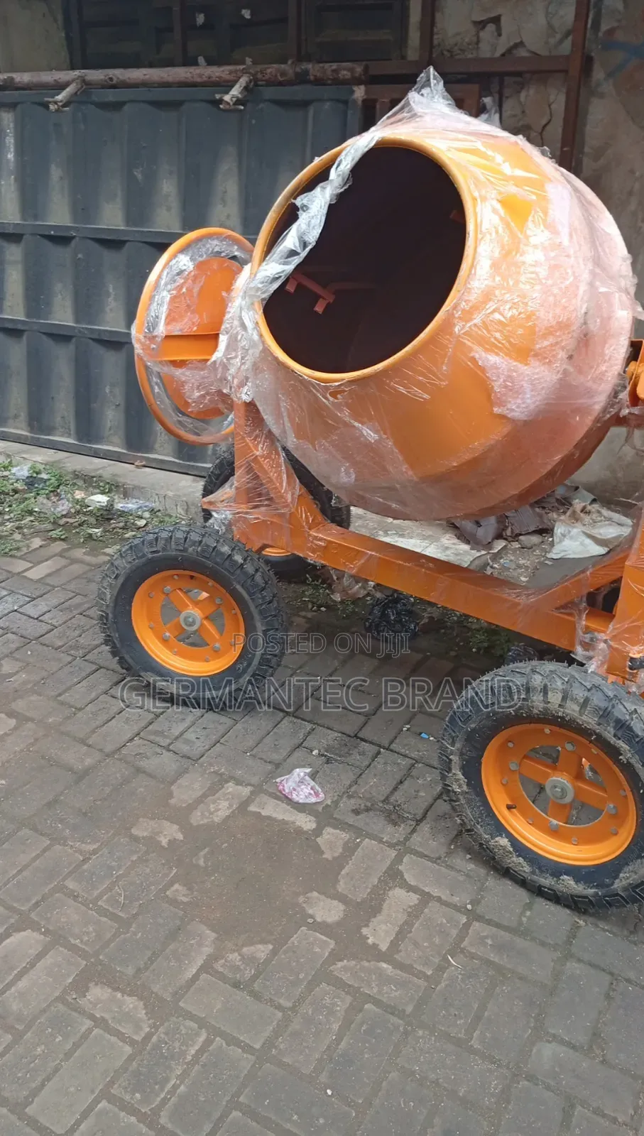 Construction and Heavy Machinery