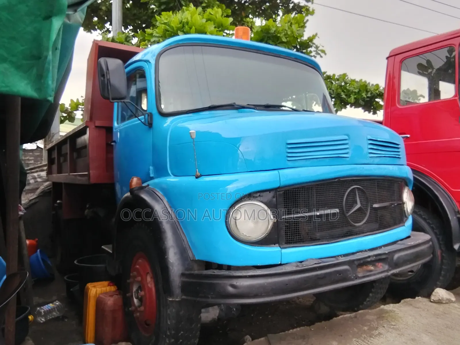Mercedes 911 Truck