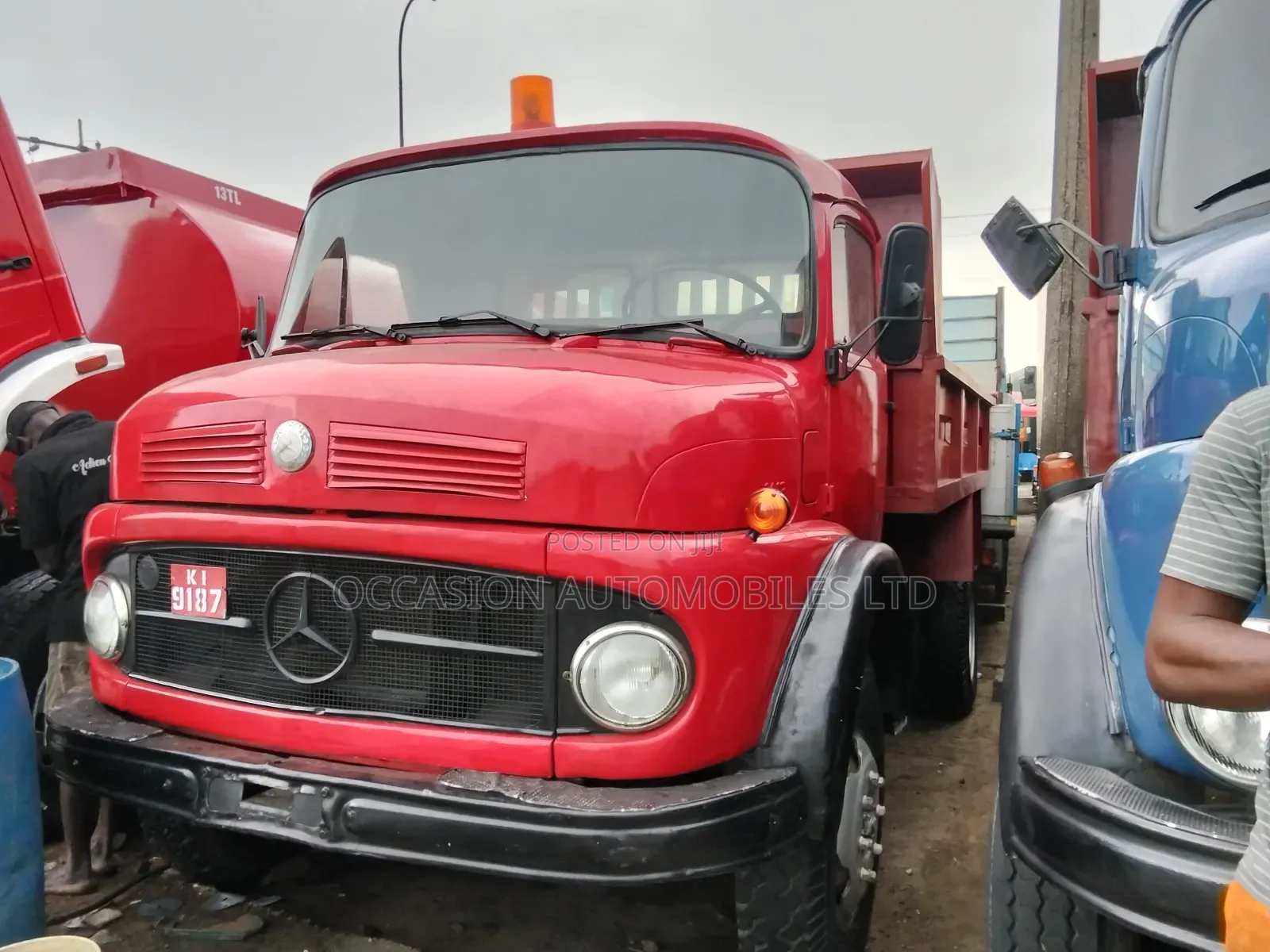 Mercedes 911 Truck