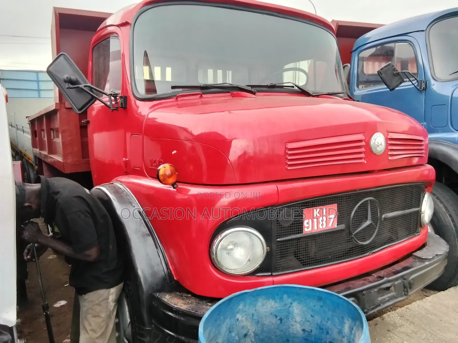Mercedes 911 Truck