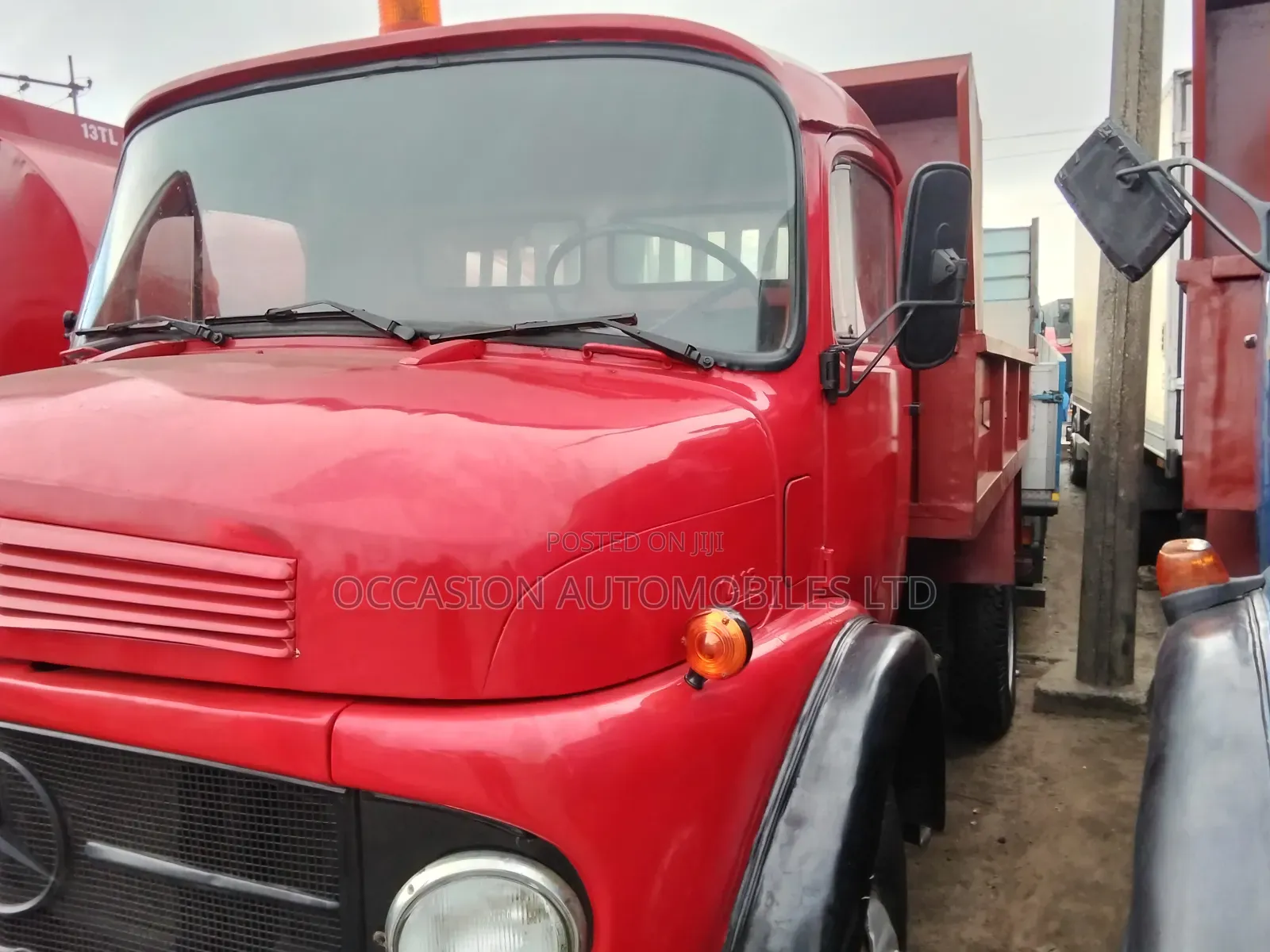 Mercedes 911 Truck