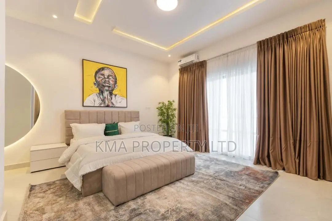 Luxurious 3 Bedroom Apartment