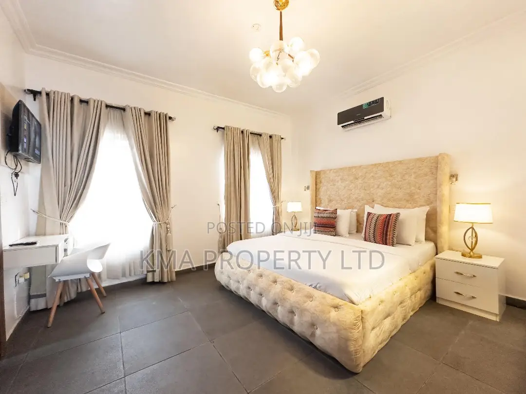 Luxurious 3 Bedroom Duplex With Snooker