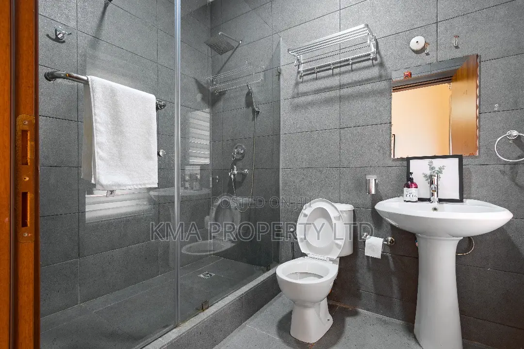 Luxurious 3 Bedroom Duplex With Snooker
