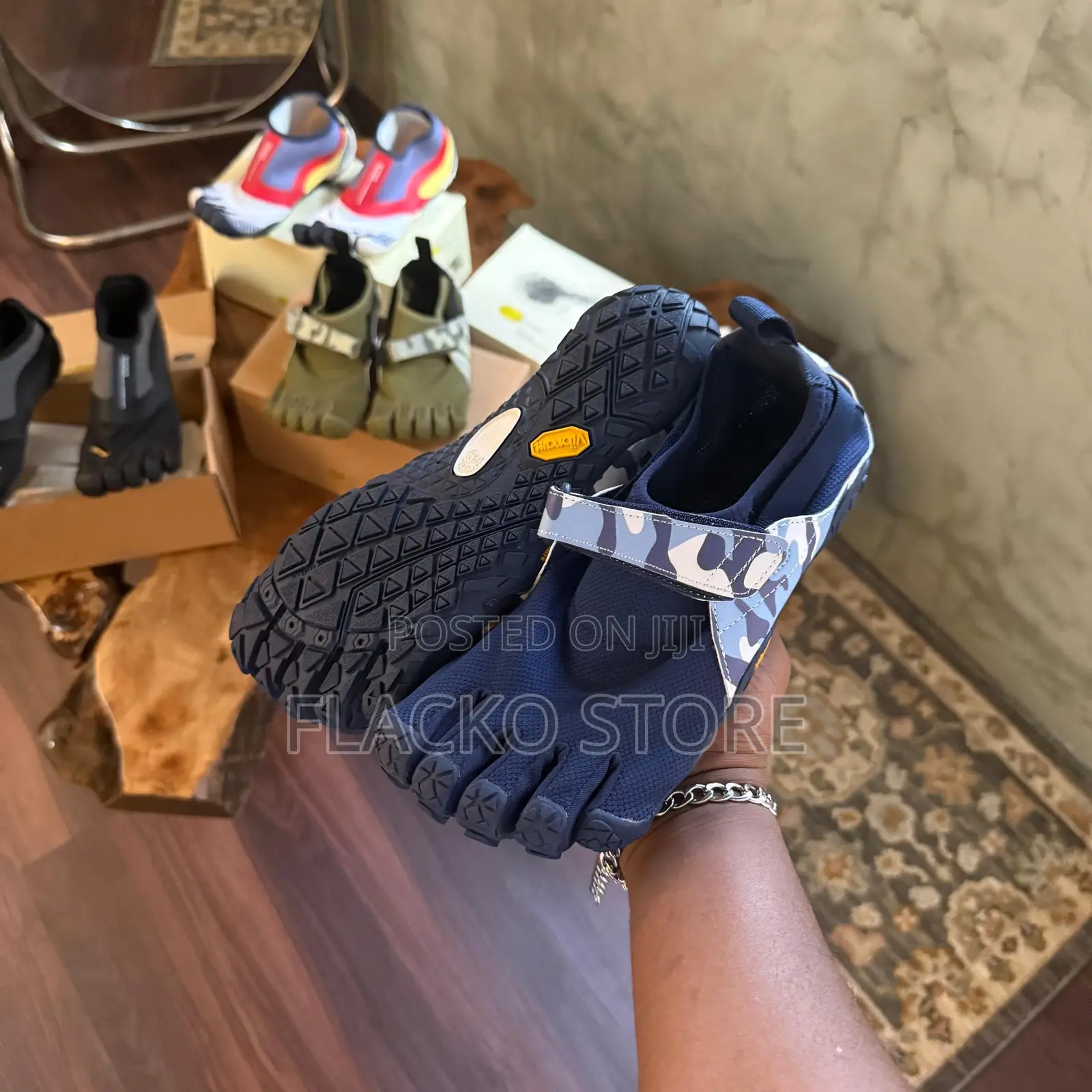 Original Vibram Five Finger X Suicoke Nin-lo Sneakers