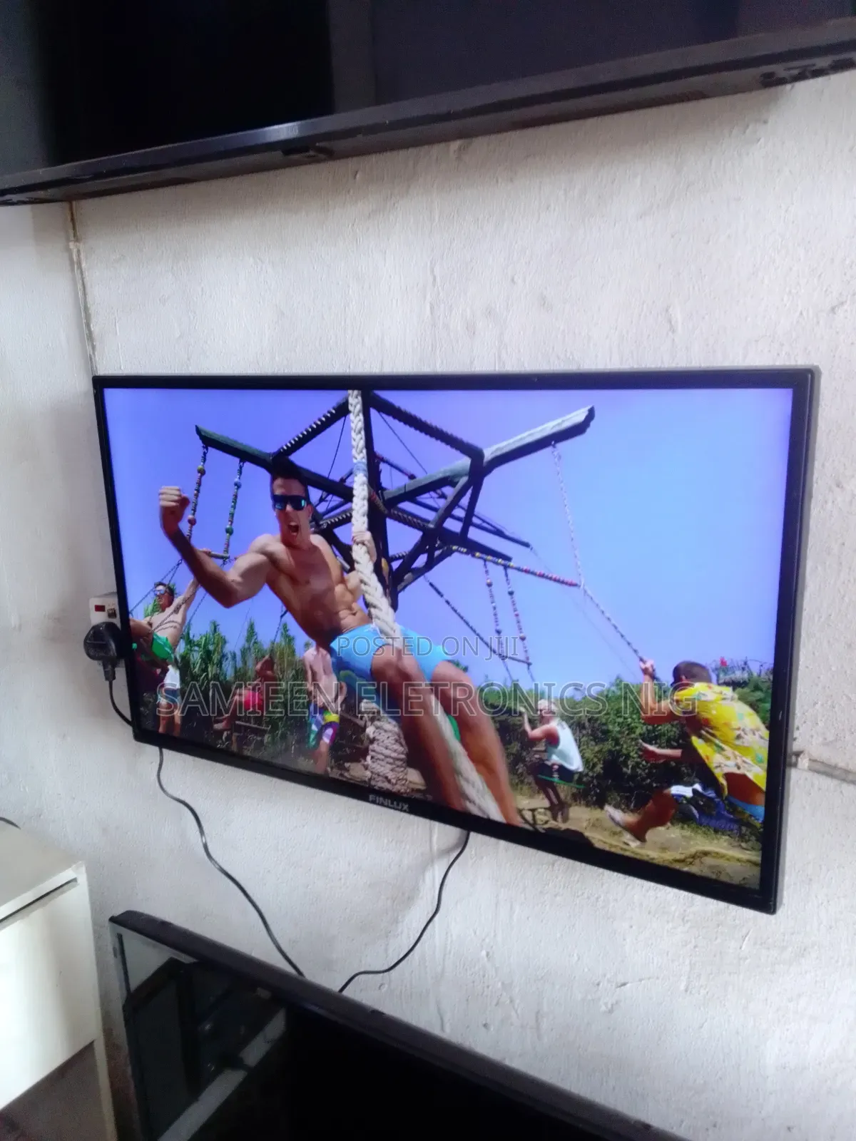 Newly Arrived 32imch Finlux Full Smart Tv, Ultra Slim,Uk Imported