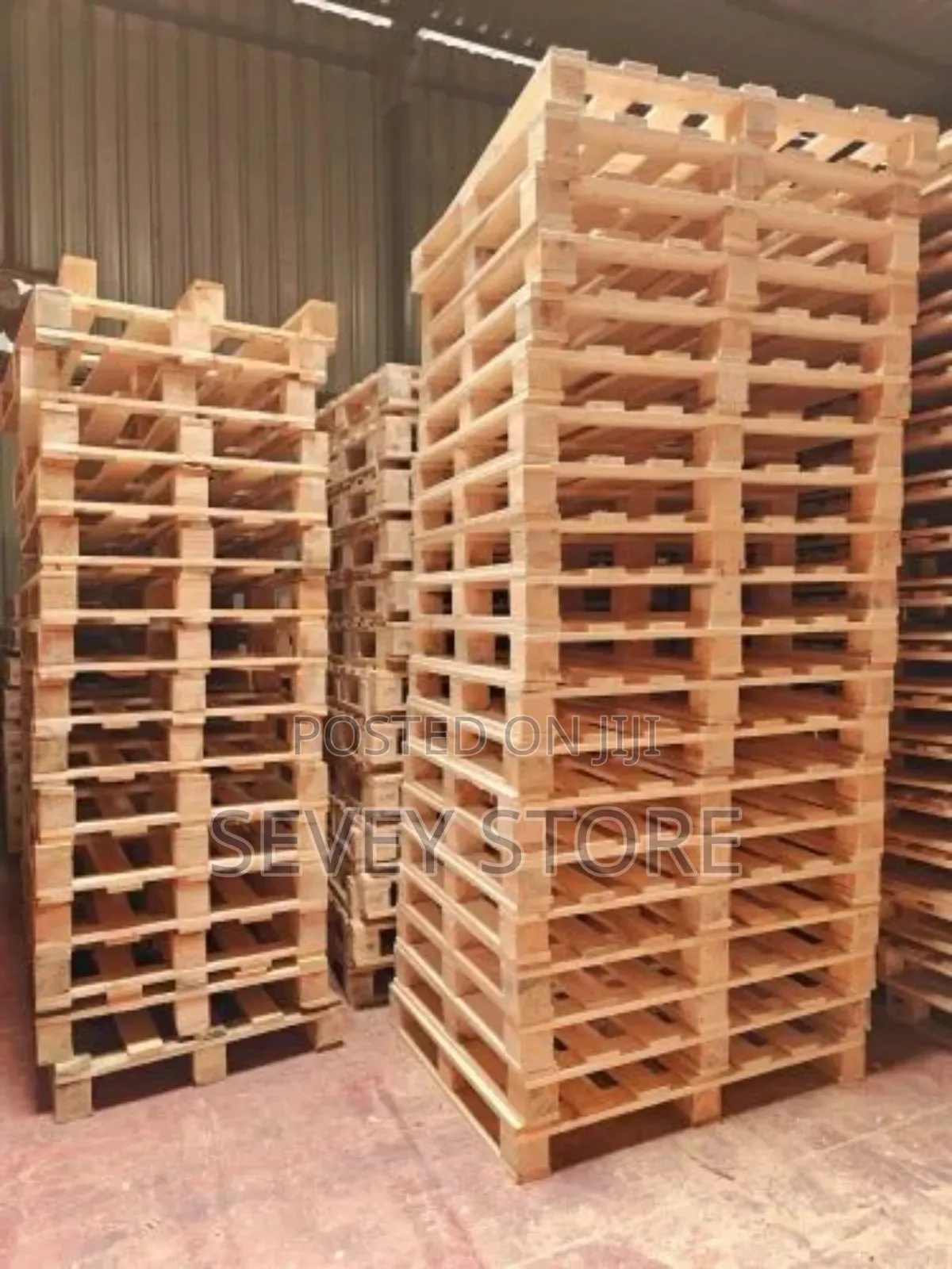 Mahogany Wood Pallet
