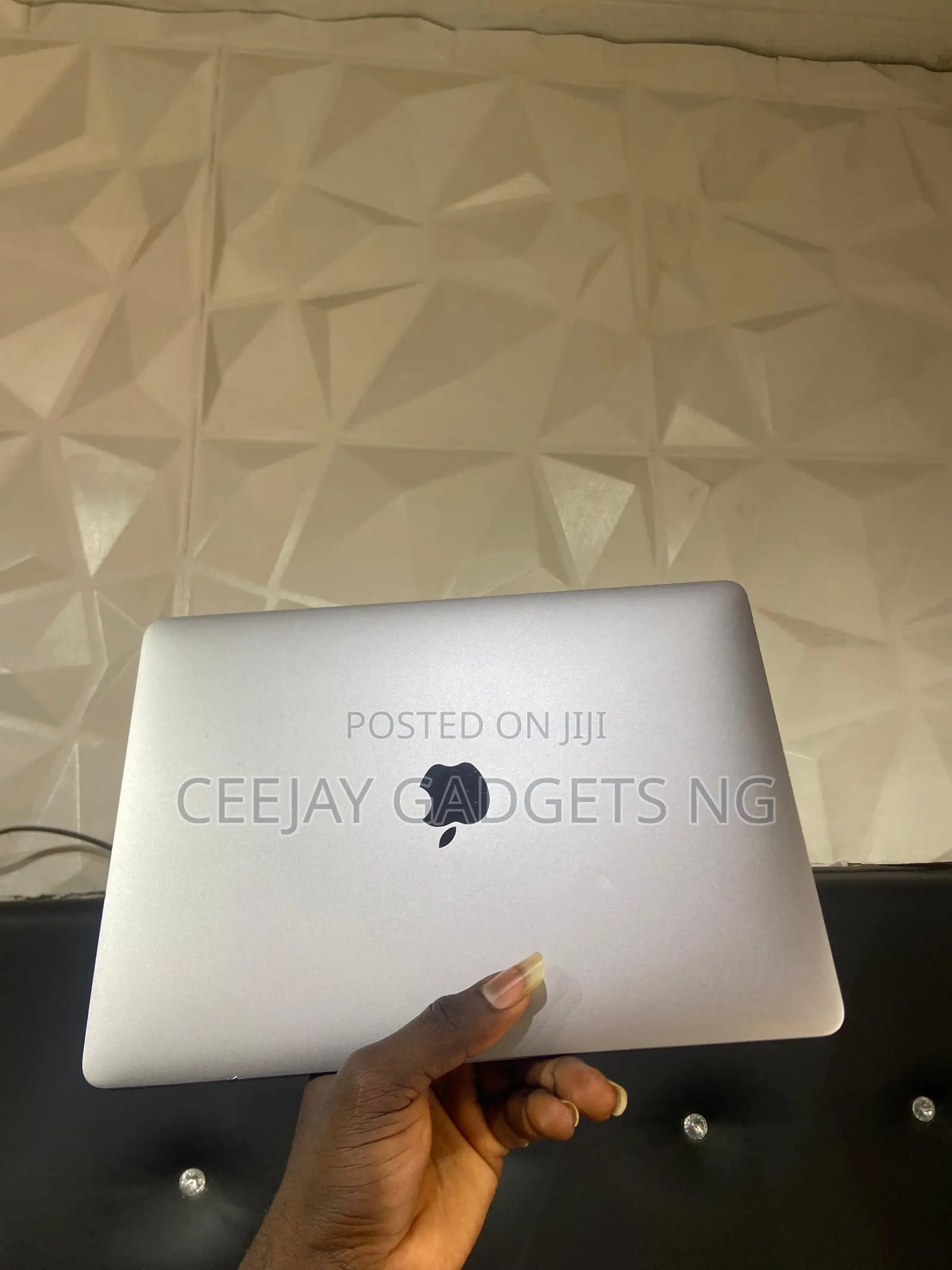 Laptop Apple MacBook Pro 2019 8GB Intel Core I5 SSD 128GB
