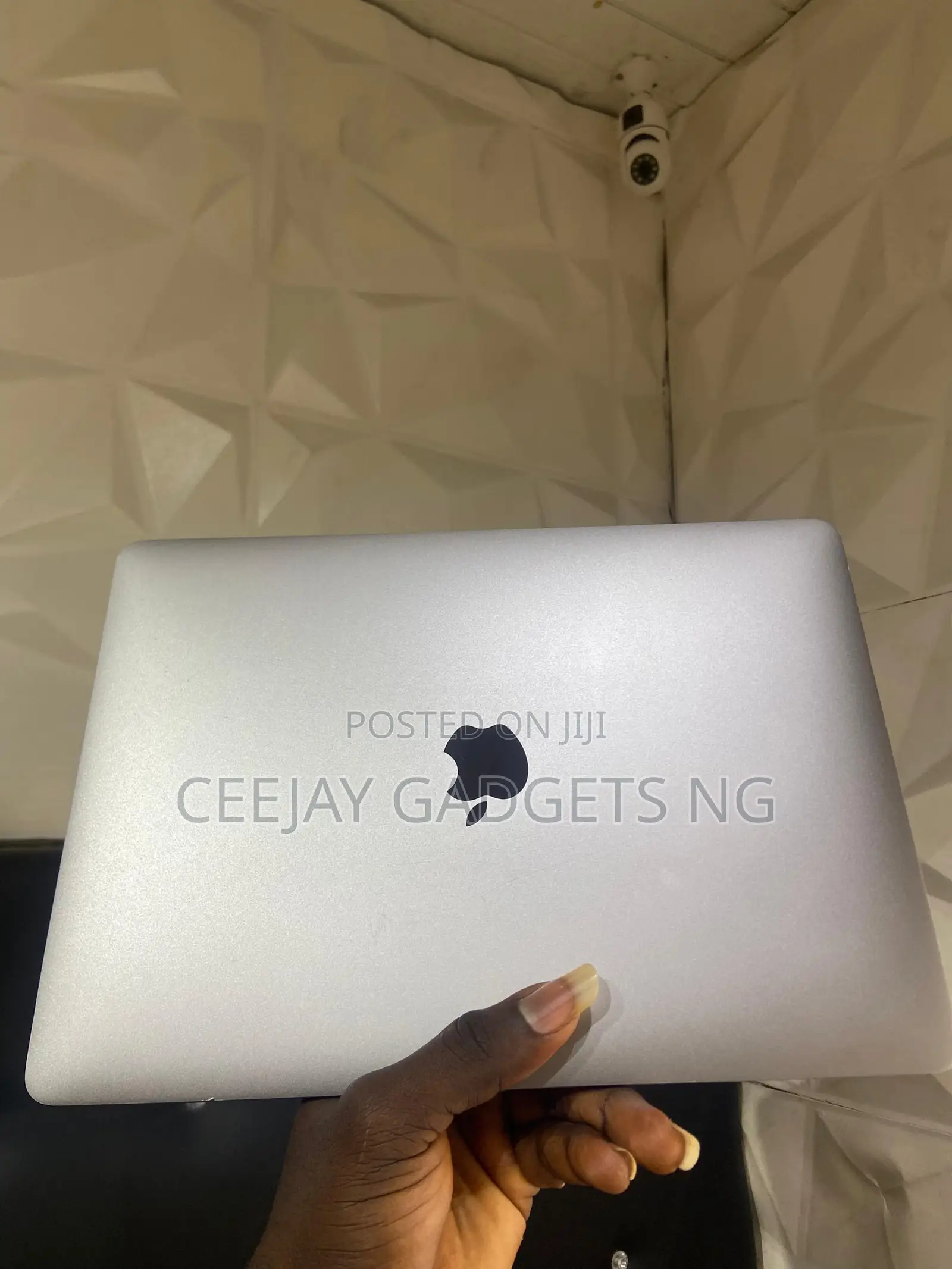 Laptop Apple MacBook Pro 2019 8GB Intel Core I5 SSD 128GB