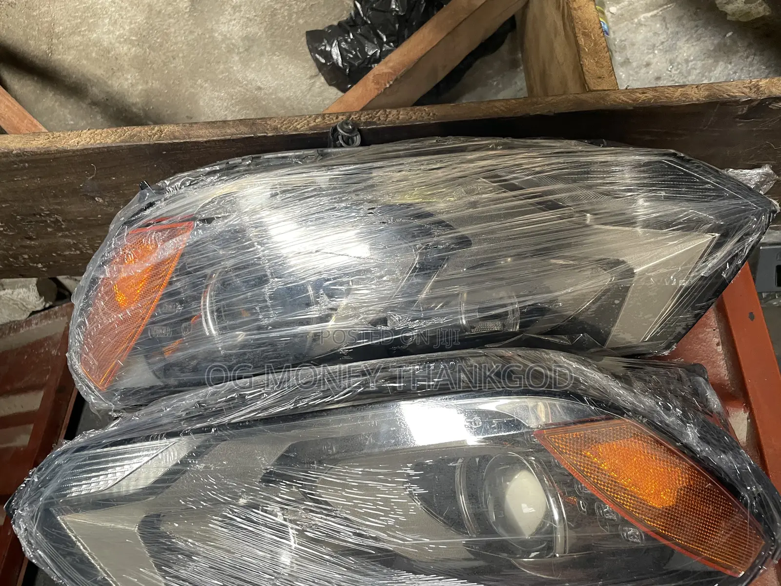 Volkswagen Touareg Headlights America 2013
