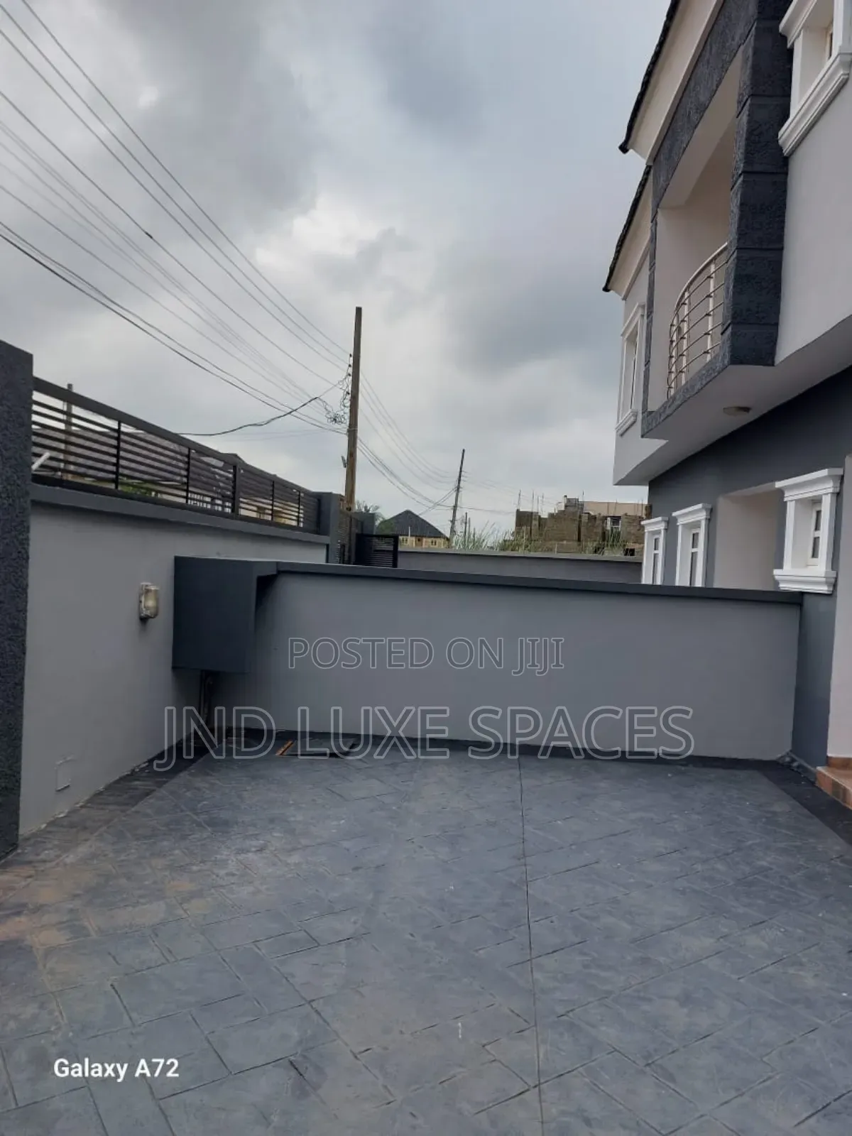 3bdrm Duplex in Kosofe for sale