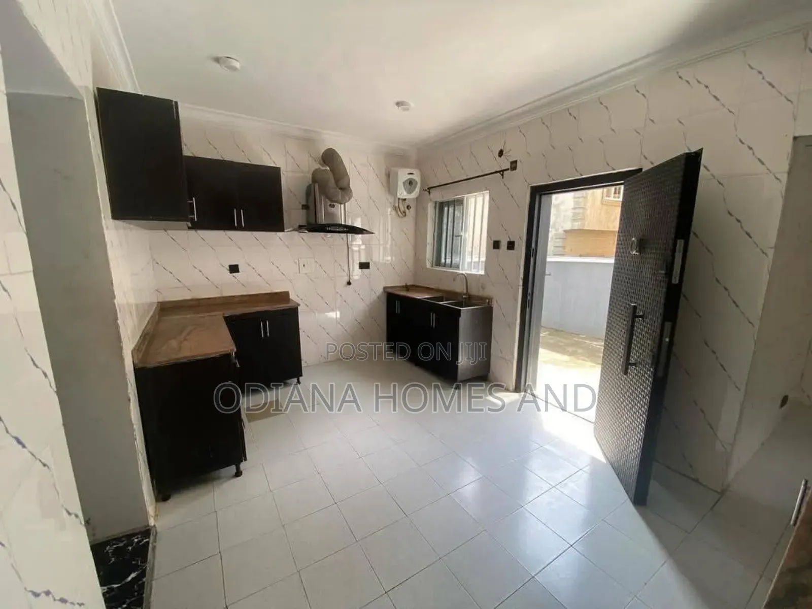 4bdrm Duplex in Alpha Grace Estate, Idishin for sale