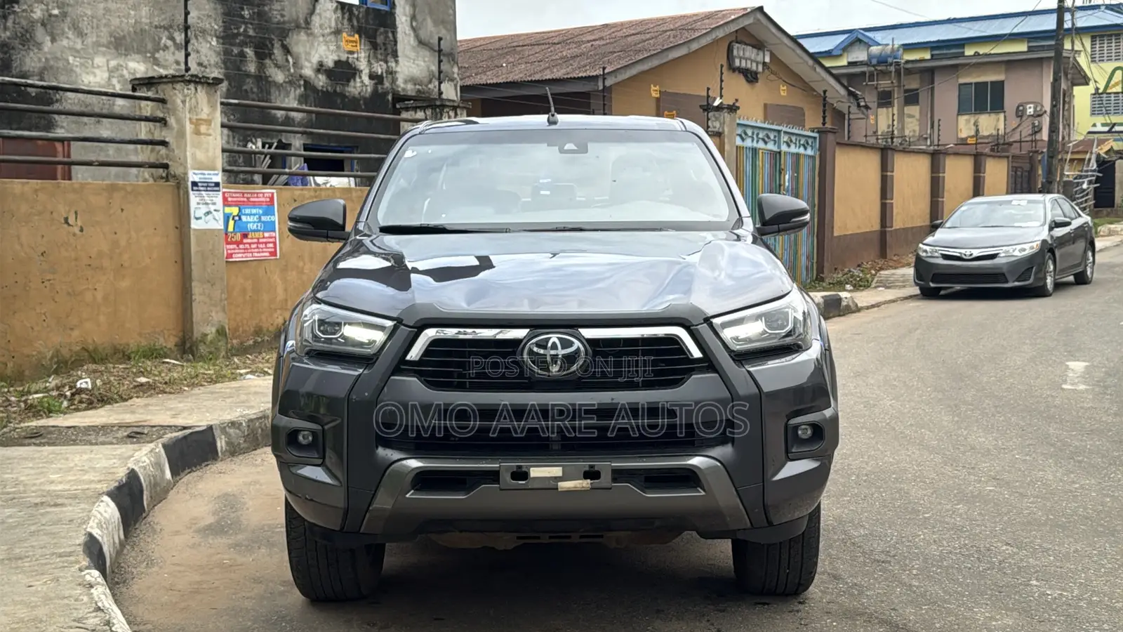 Toyota Hilux 2022 Gray