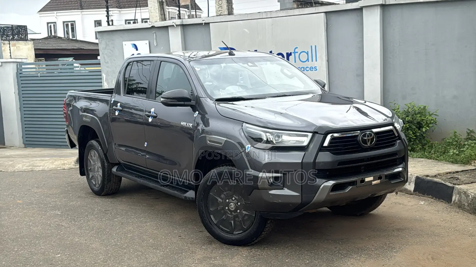 Toyota Hilux 2022 Gray