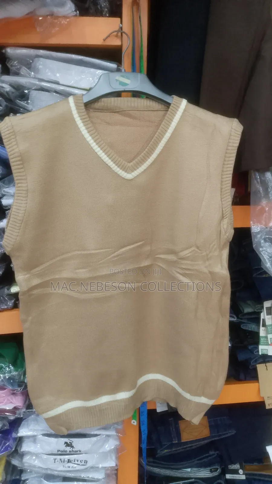 Macnebeson Sleeveless Sweater