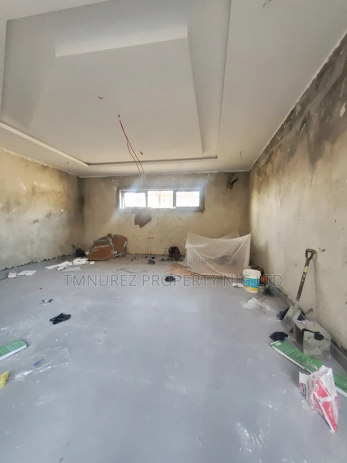 Shop for Rent at Orchid